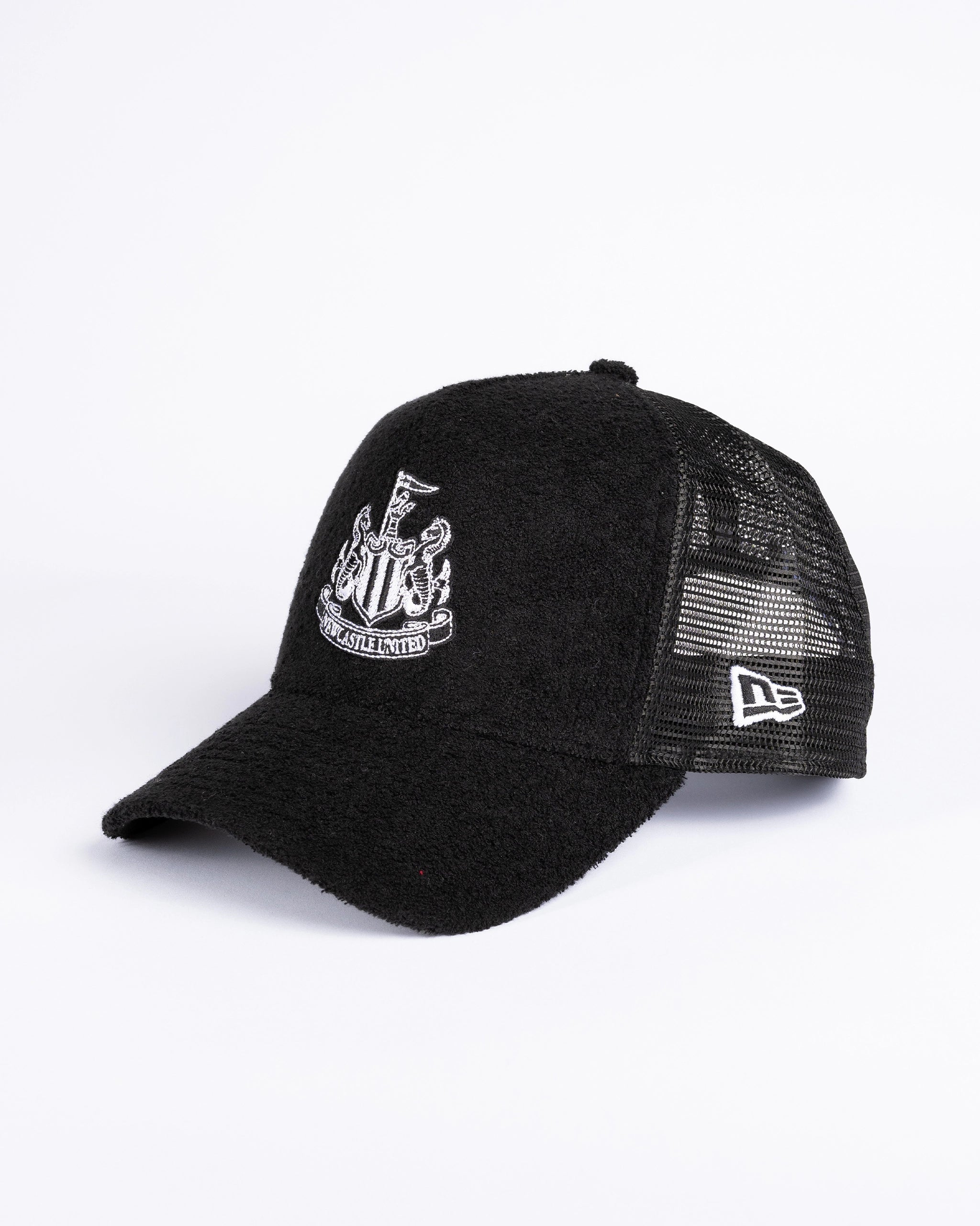 Newcastle United New Era Black Terry Cloth E-Frame Trucker Adjustable Cap