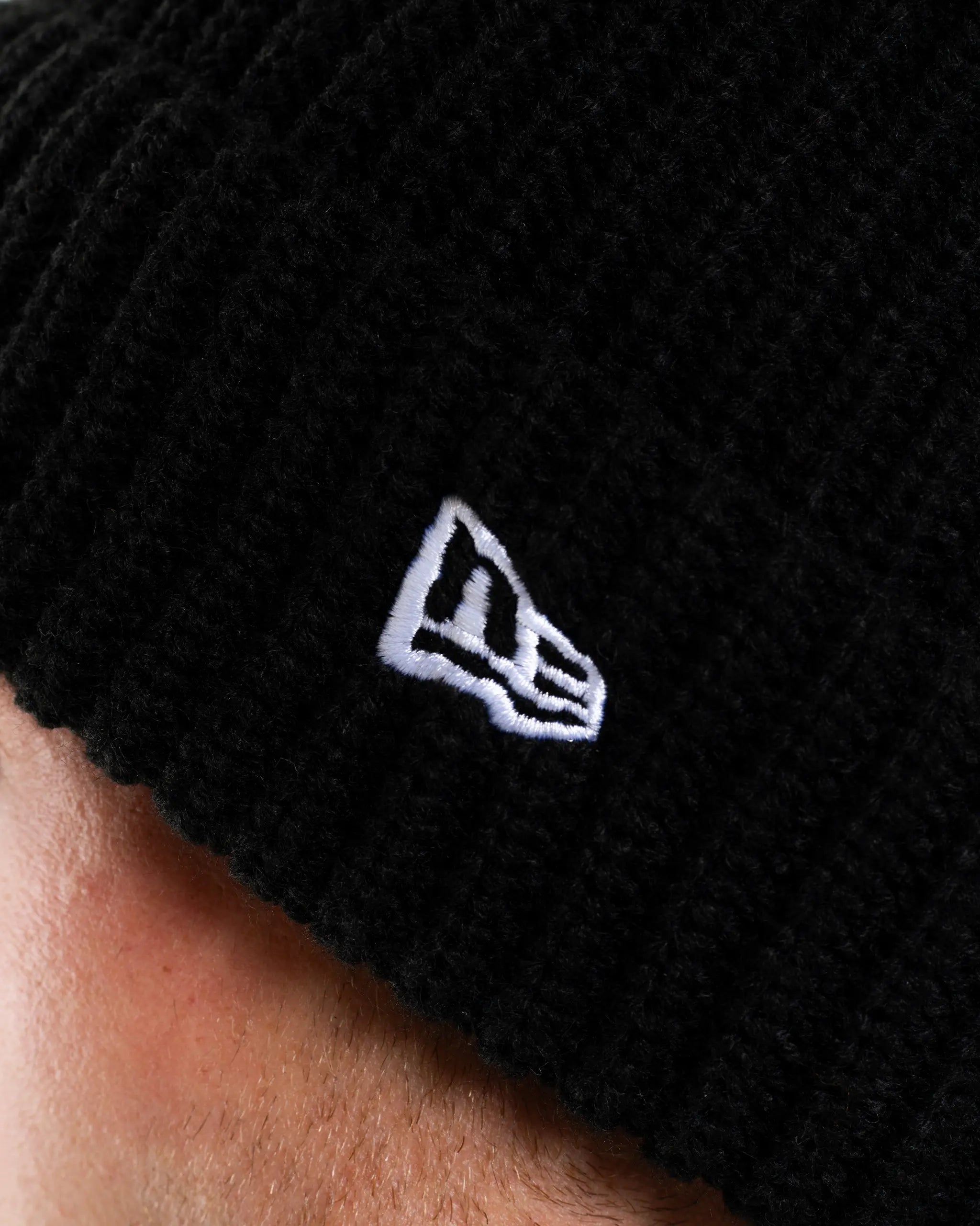 Newcastle United New Era Black Woven Label Beanie
