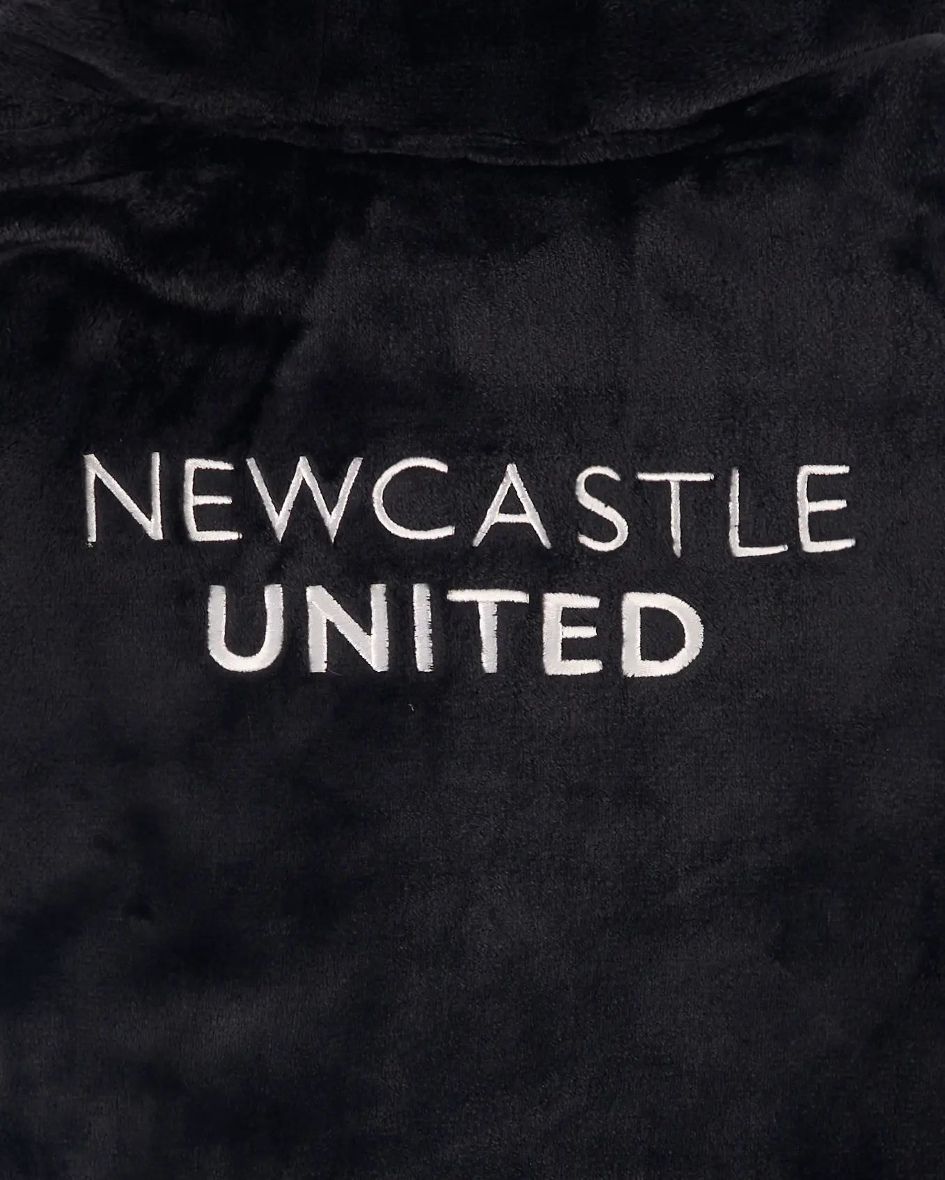 Newcastle United Kids' Black Dressing Gown