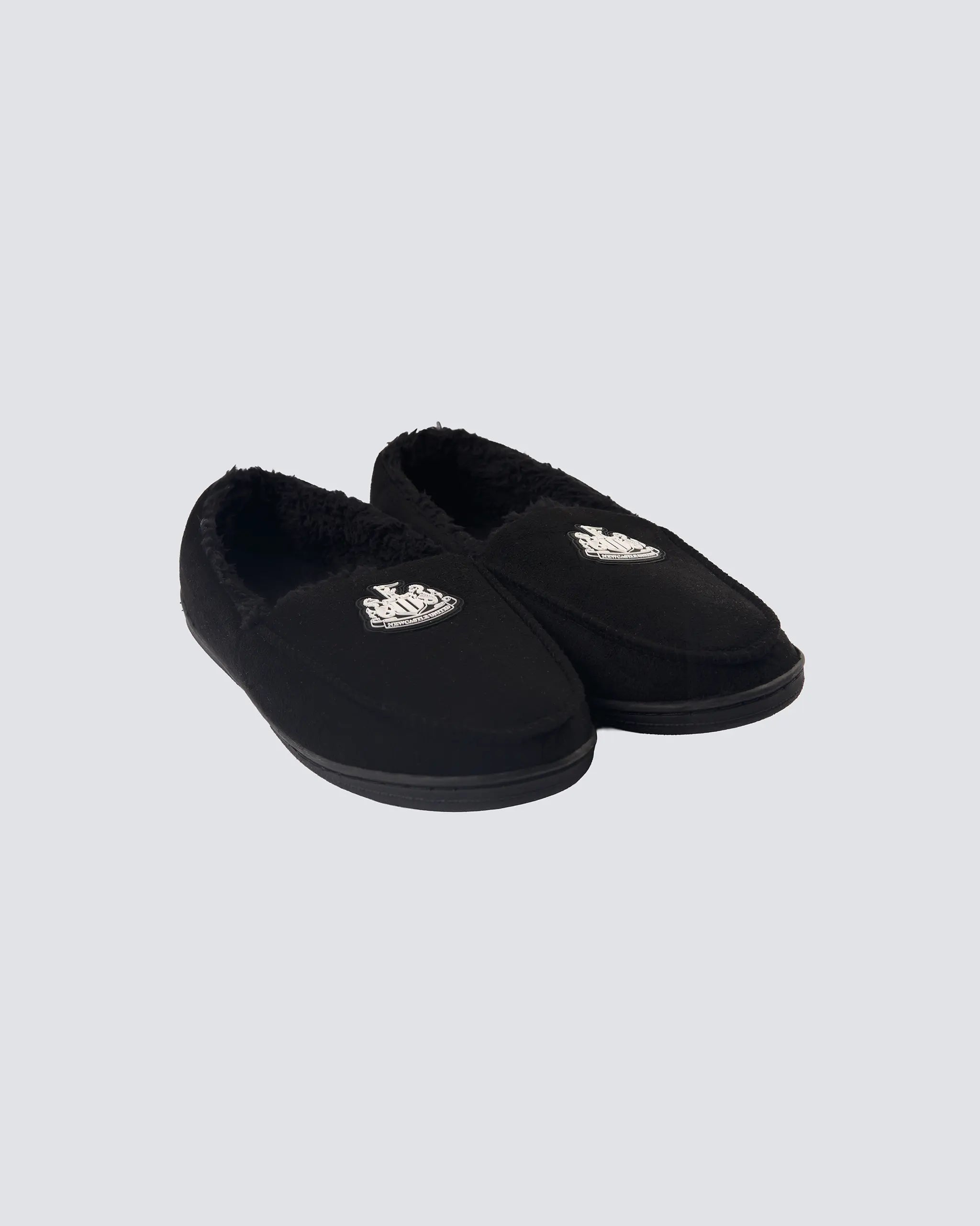 Newcastle United Adult's Black Fleece Lined Slippers