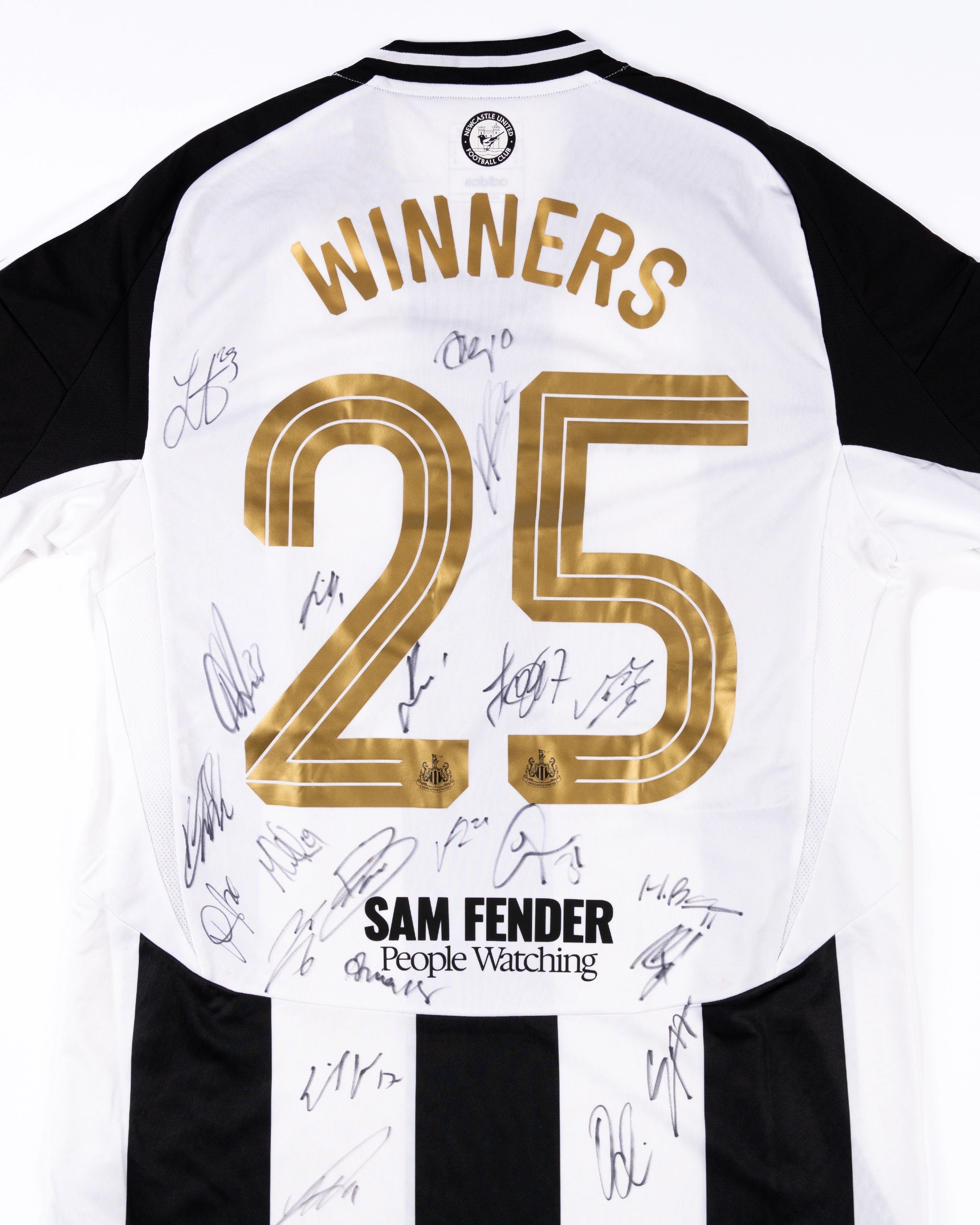 Newcastle United 24/25 Carabao Cup Winners - Squad Signed Shirt