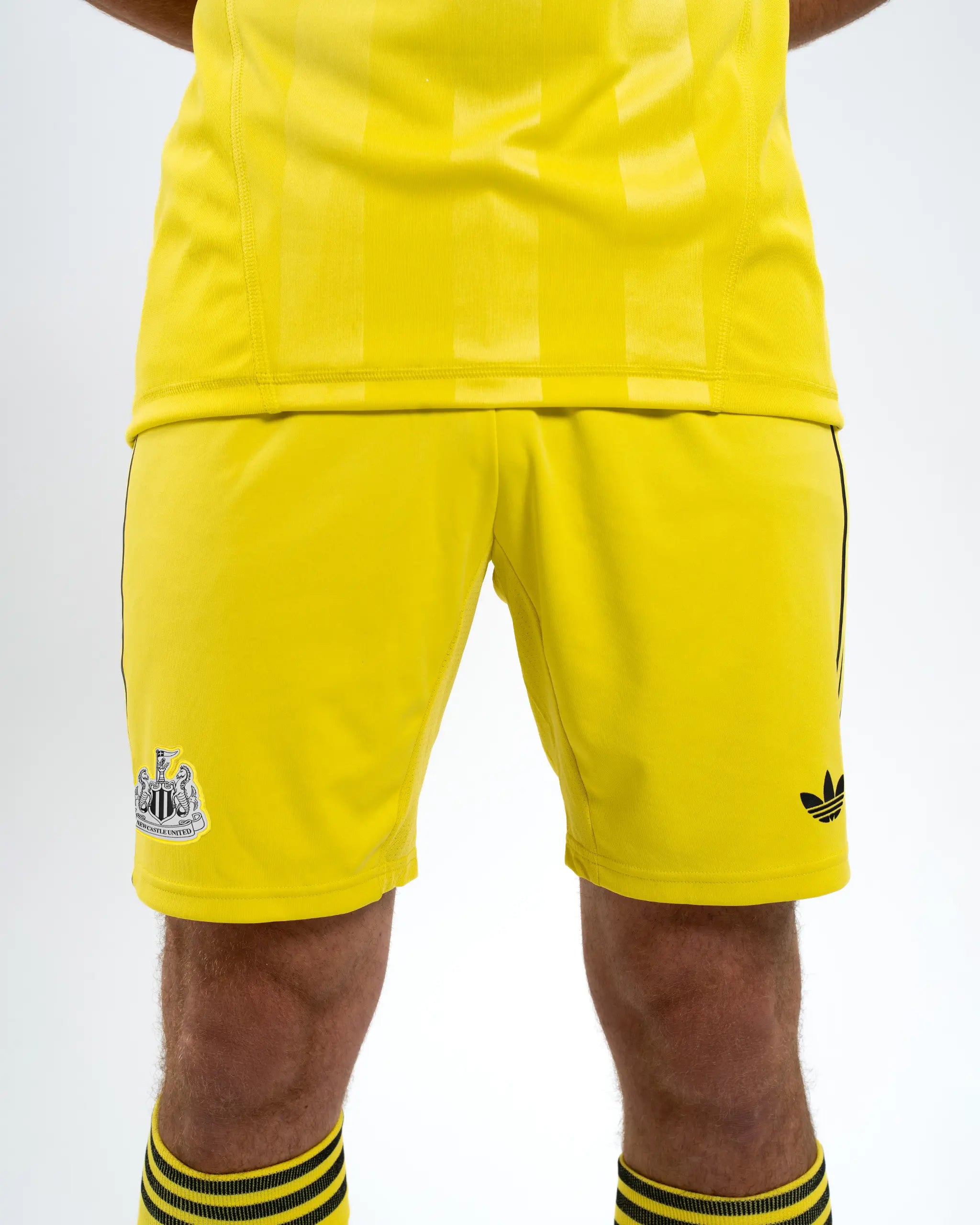 Newcastle United adidas 25/26 Trefoil Goalkeeper Shorts