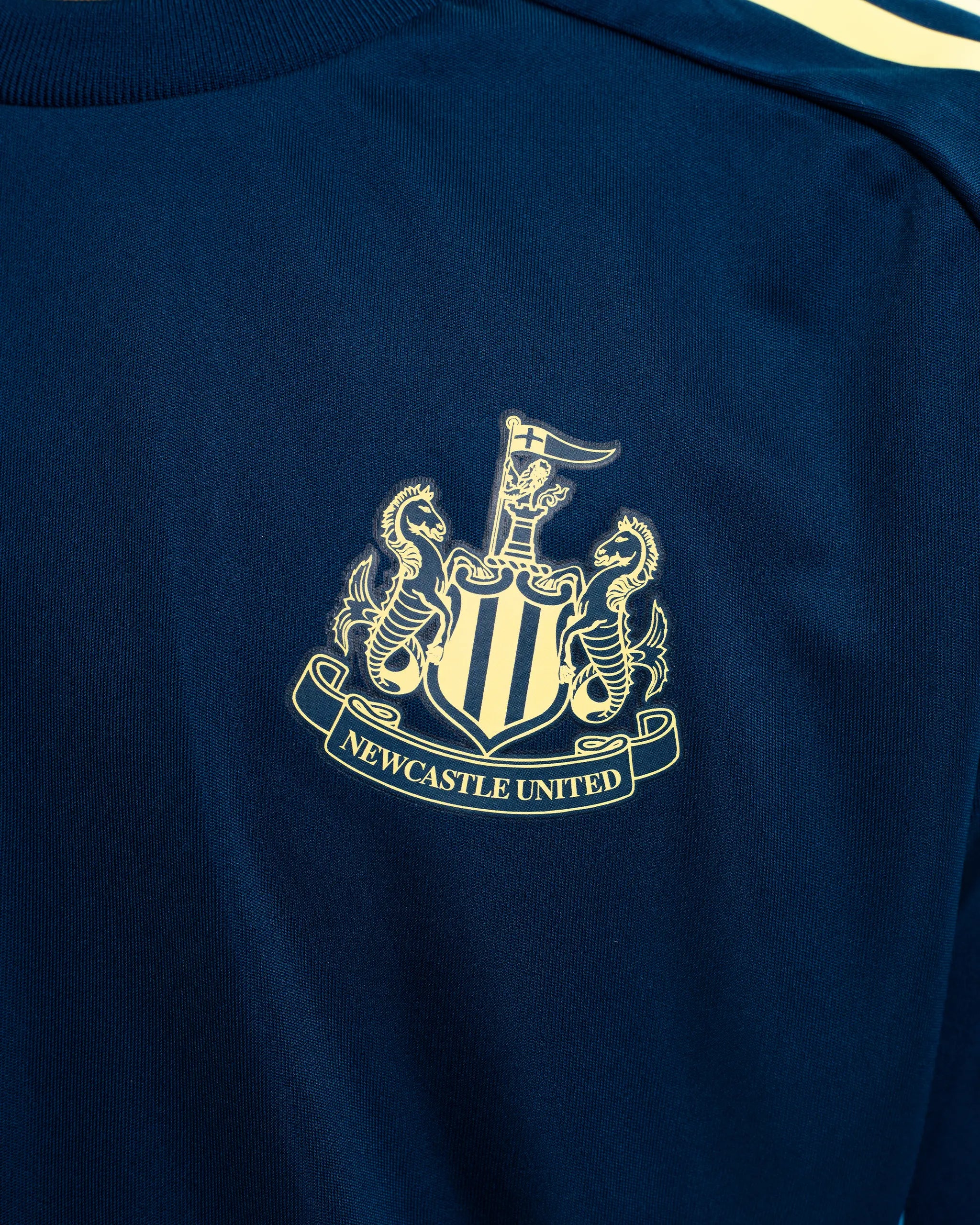 Newcastle United adidas 25/26 Coach's Range Kids' Training Shirt