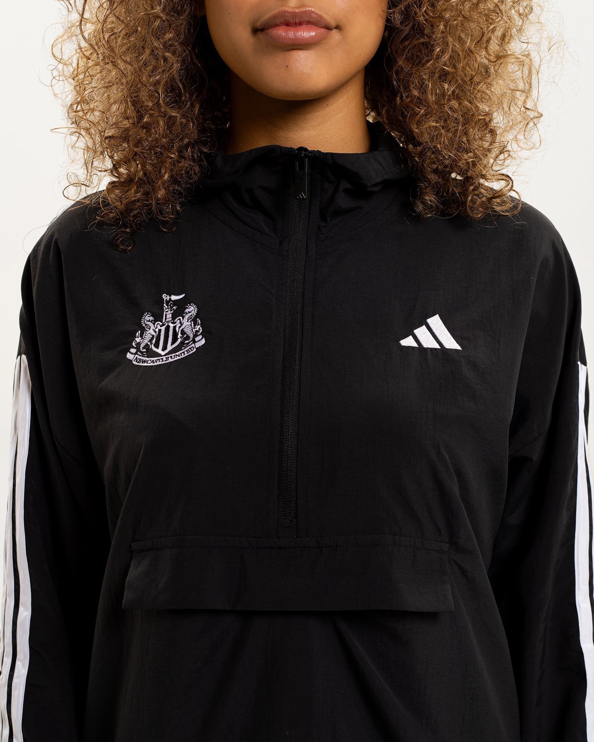 Newcastle United adidas Women's 3-Stripe Overhead 1/2 Zip Windbreaker Jacket