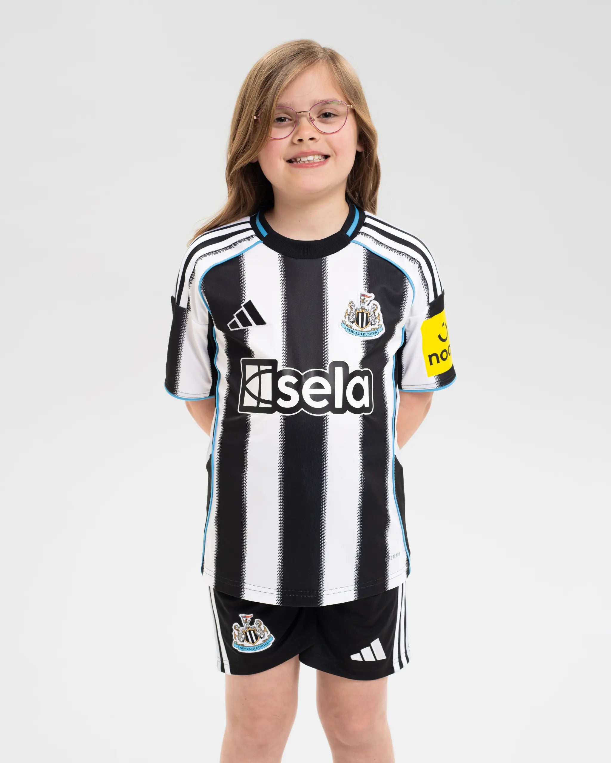Newcastle United adidas Kids' 25/26 Home Shirt