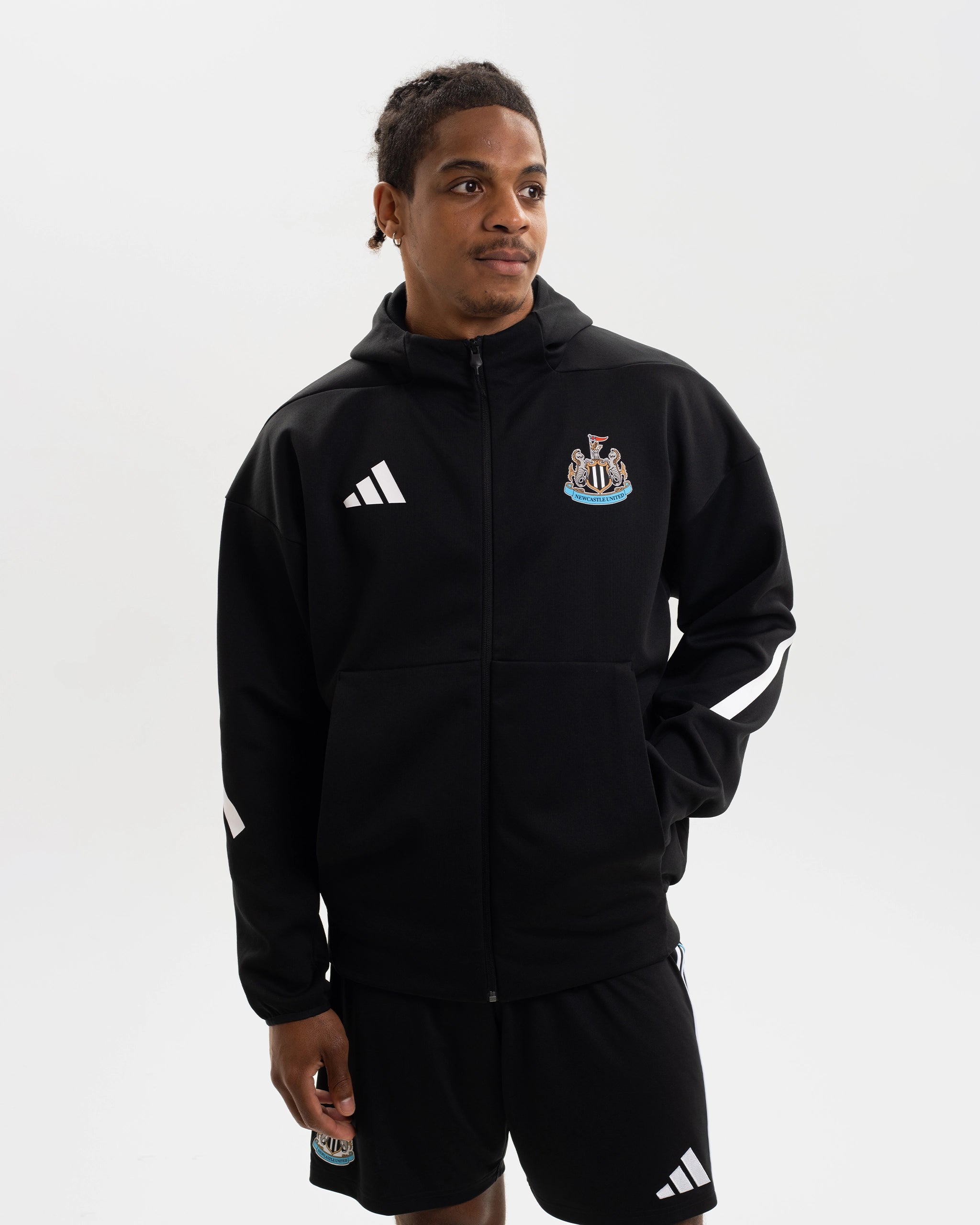 Newcastle United adidas 25/26 Black Anthem Jacket