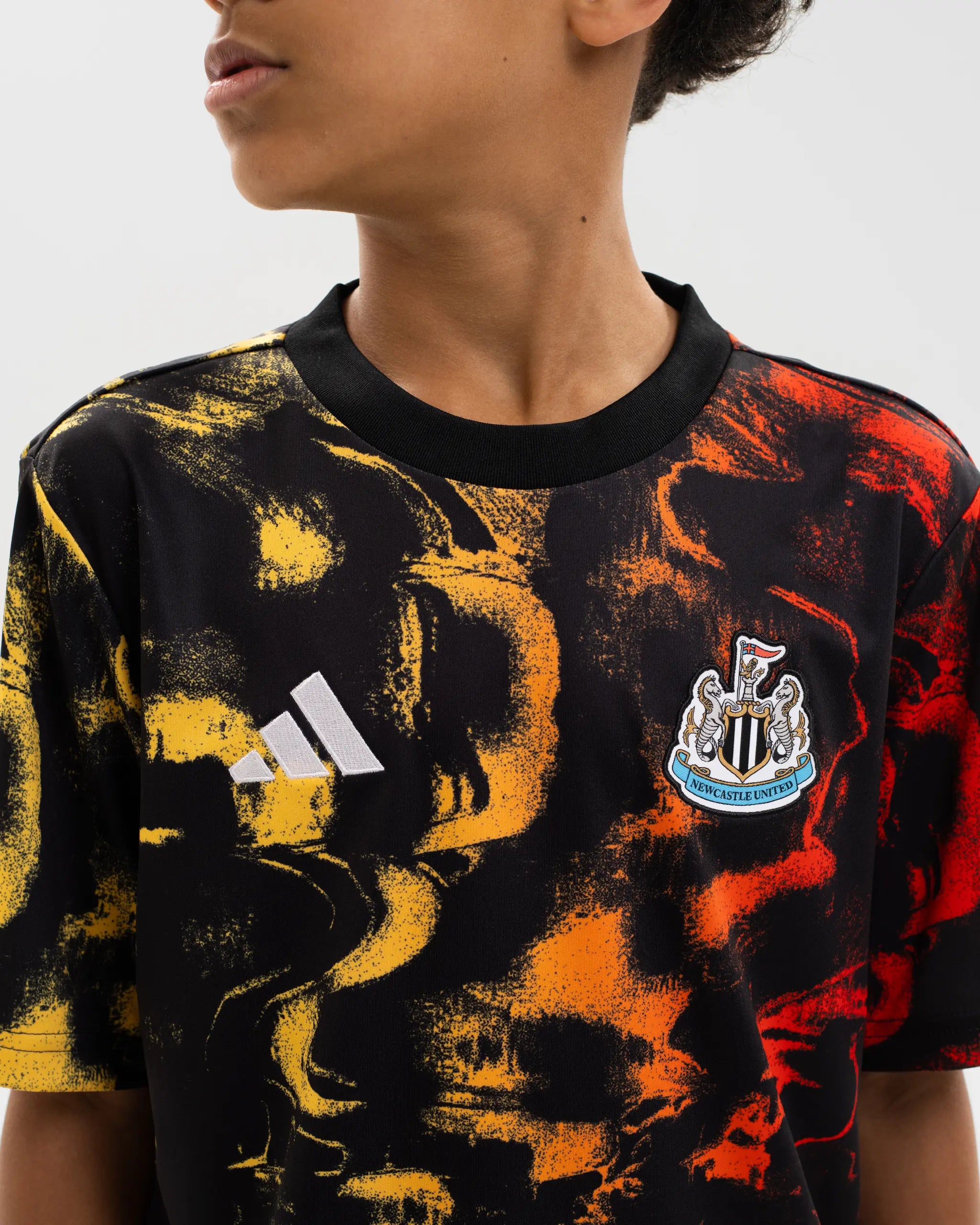 Newcastle United adidas Kids' 25/26 Pre-Match Shirt