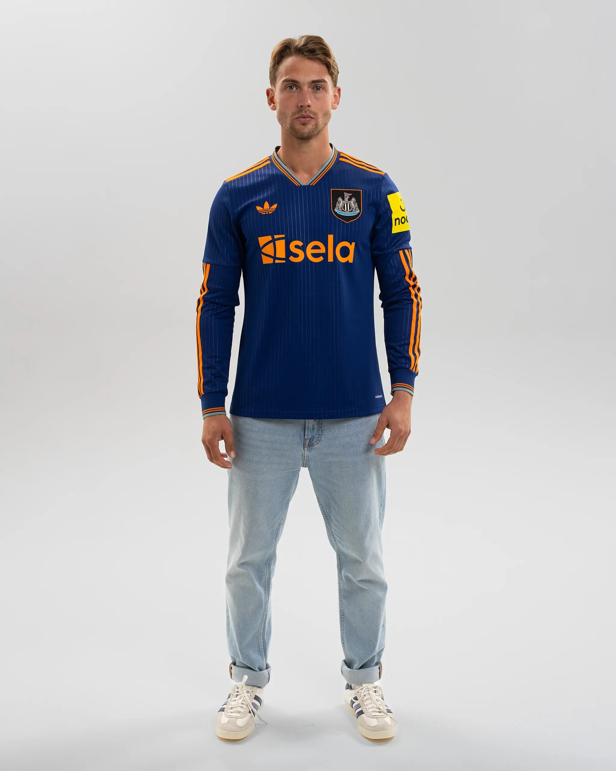 Newcastle United adidas 25/26 Long Sleeved Third Shirt