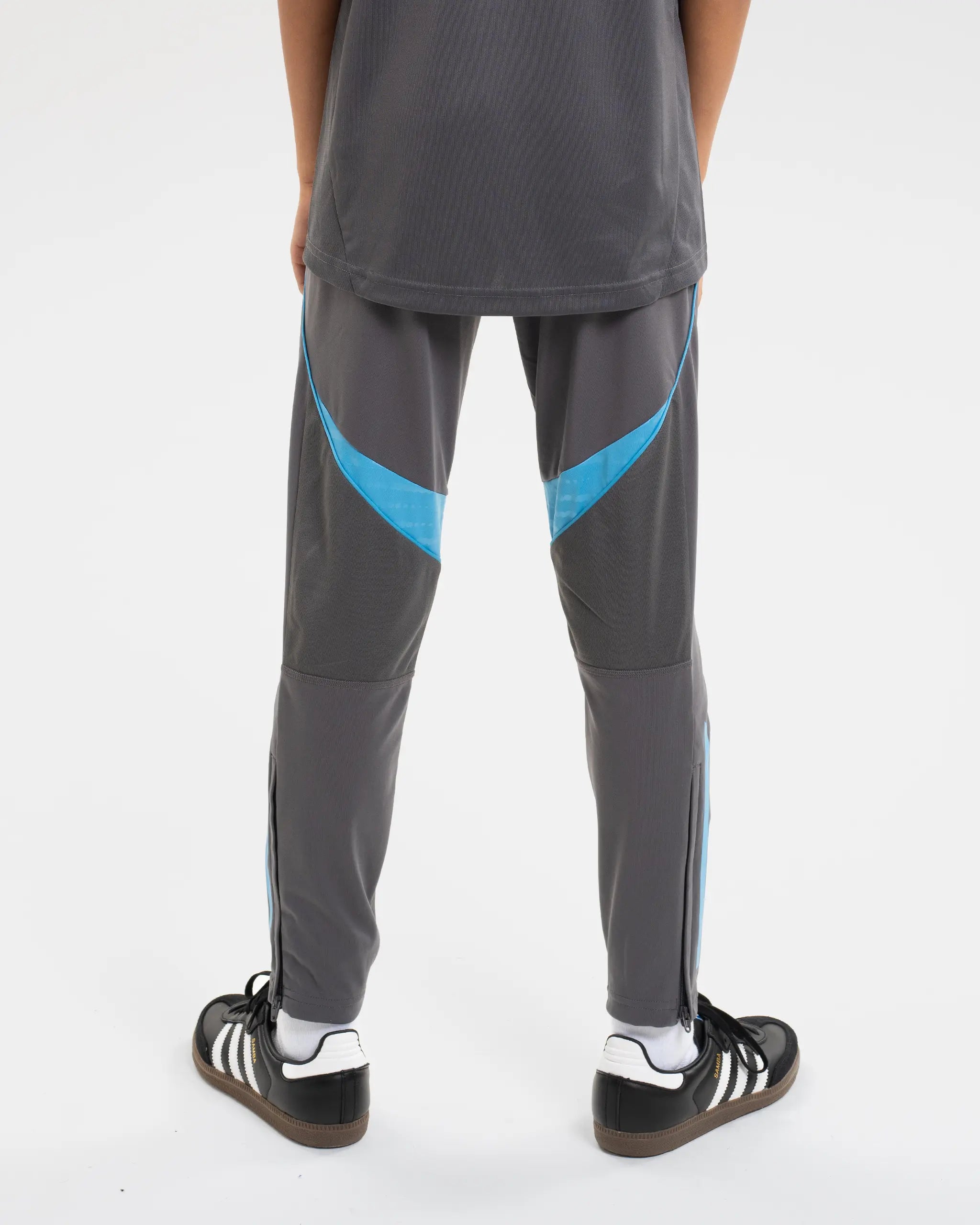 Newcastle United adidas 25/26 Players Range Kids' Grey Training Bottoms
