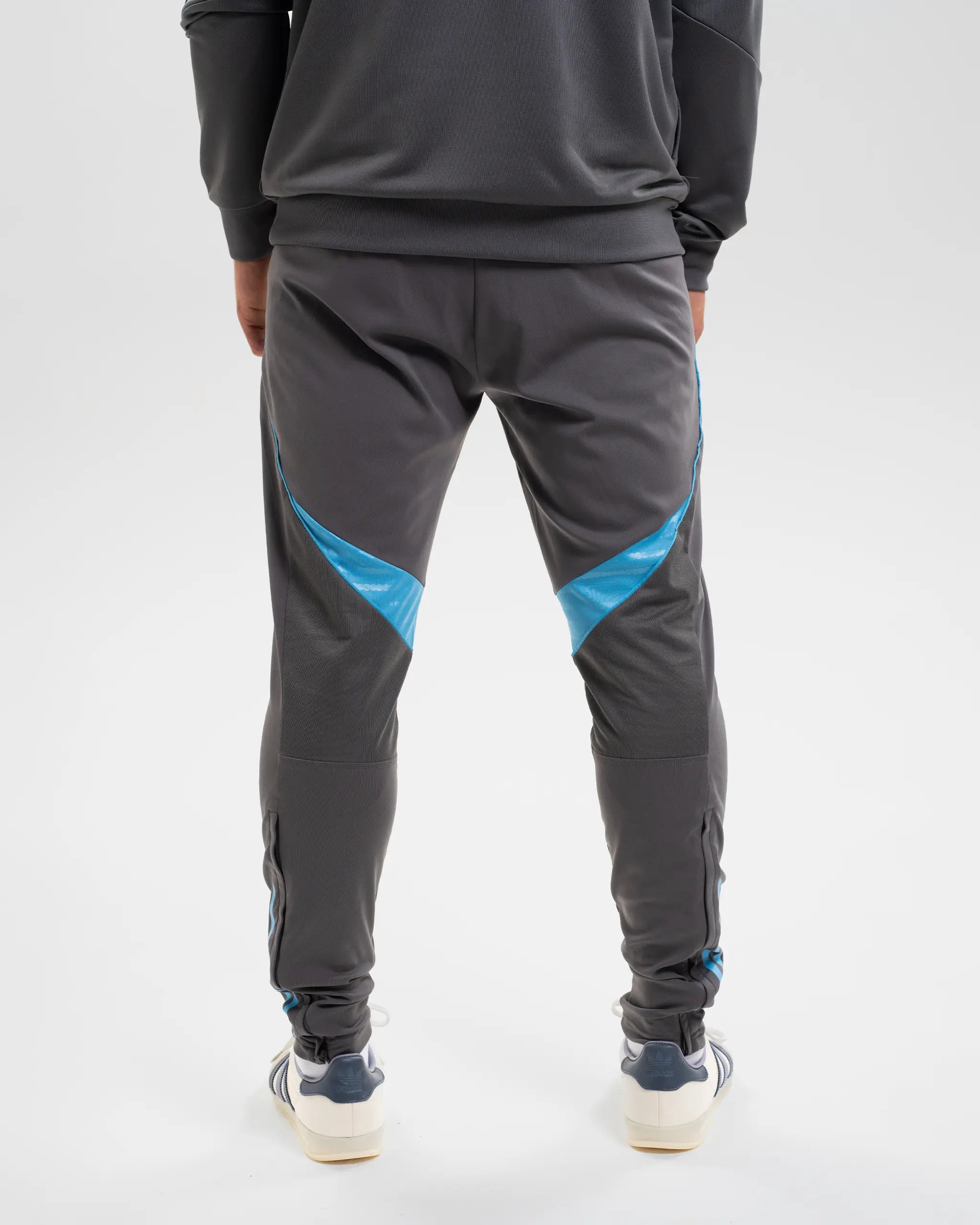Newcastle United adidas 25/26 Players Range Grey Training Bottoms