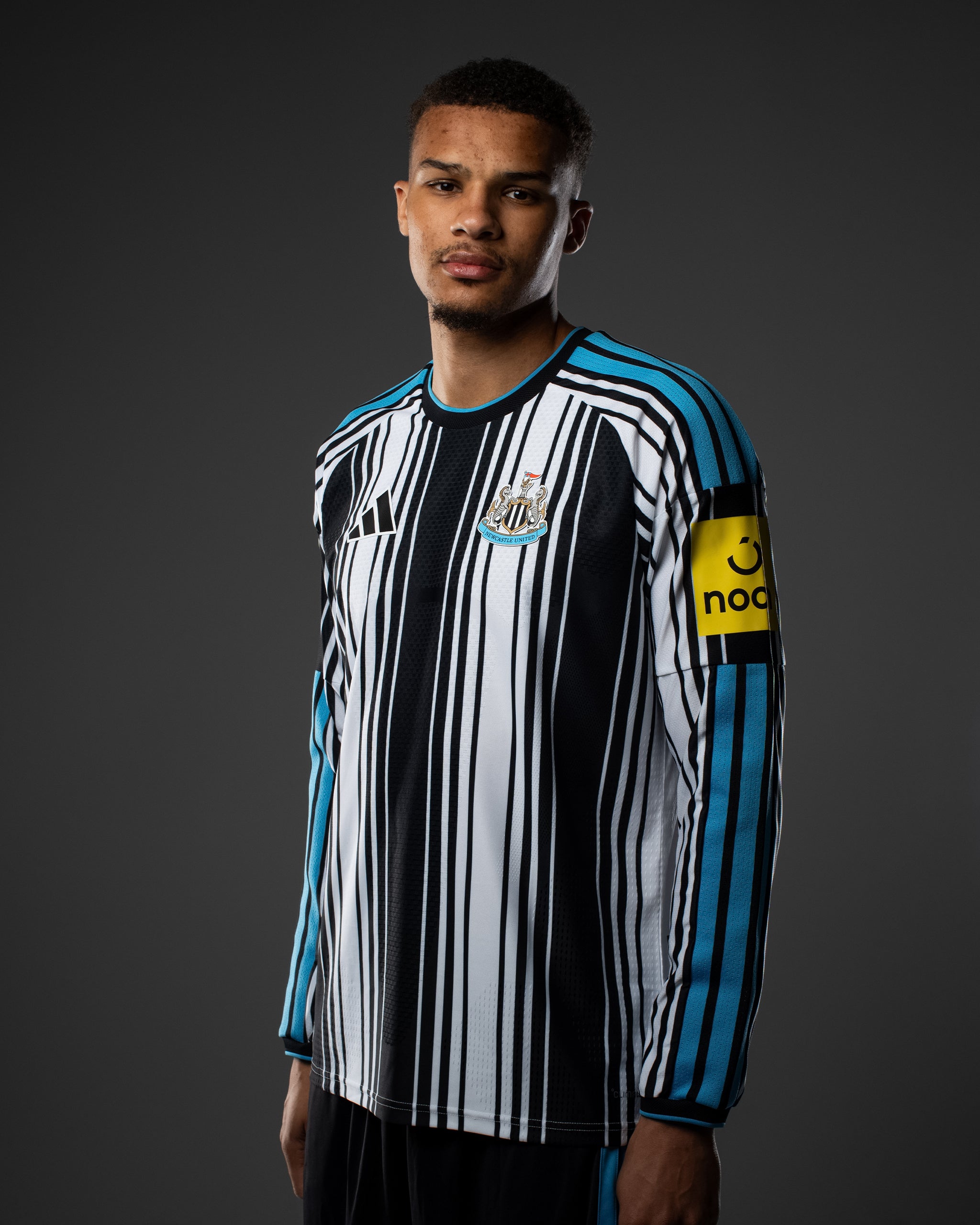 Newcastle United シャツ L Newcastle United adidas Men's 26/27 Long Sleeve Authentic Home
