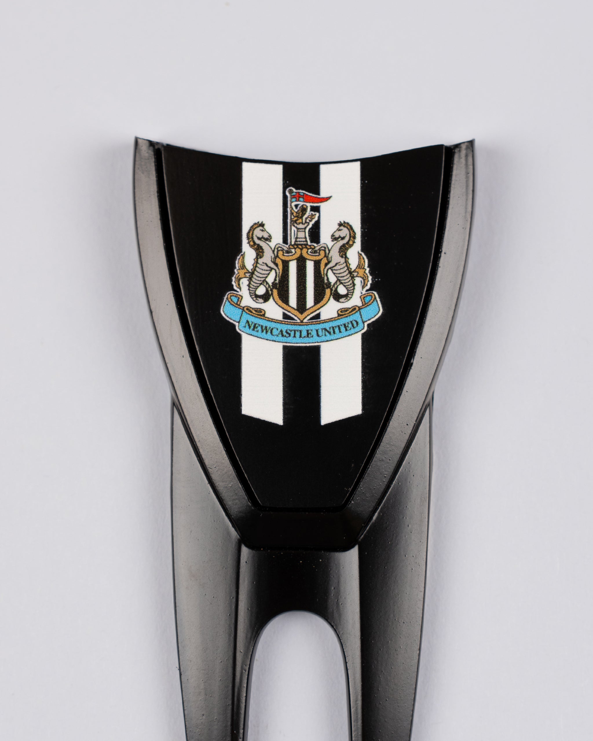 Newcastle United TaylorMade Mission Alignment Divot Tool