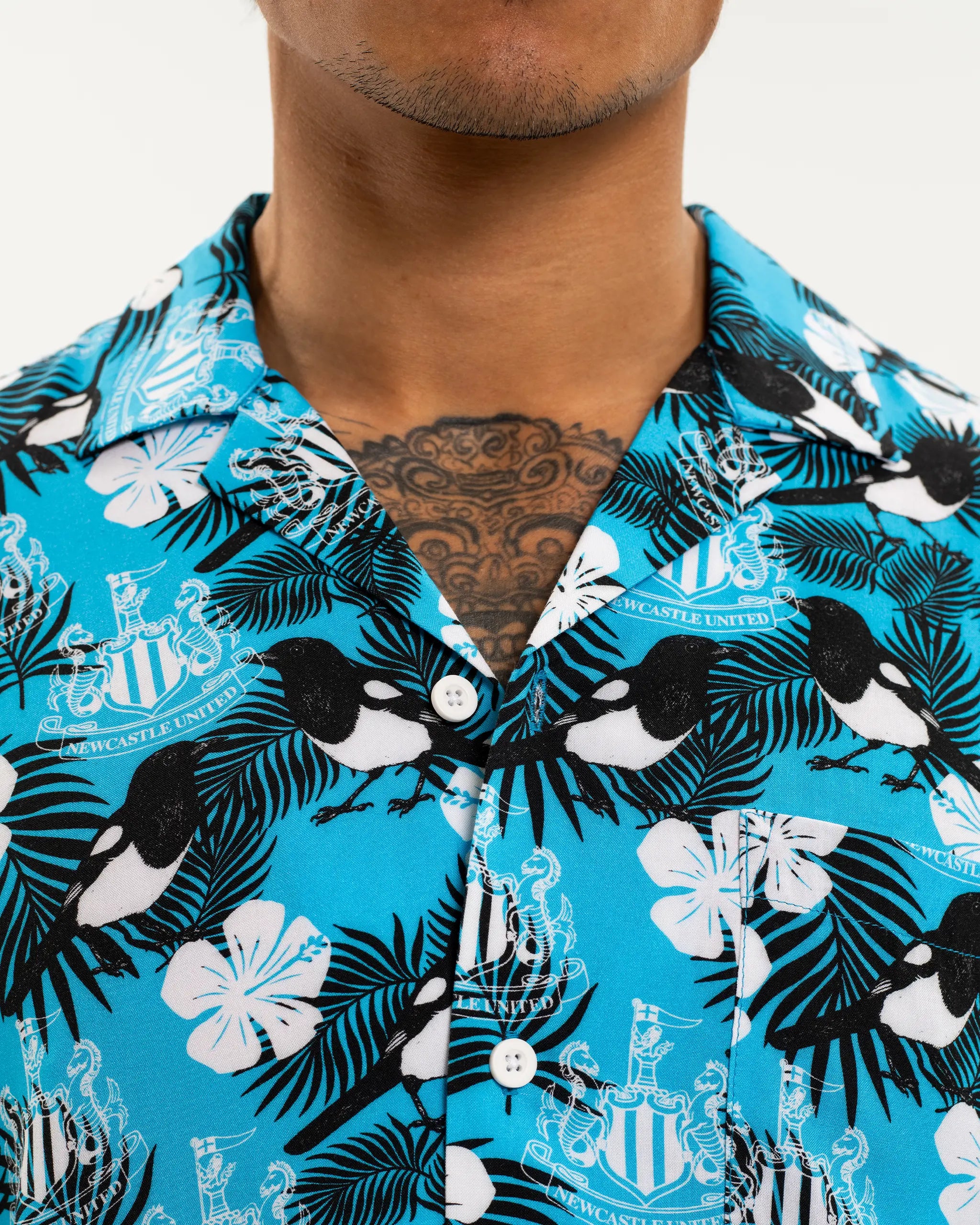 Newcastle United Men's Blue Magpie Holiday Shirt