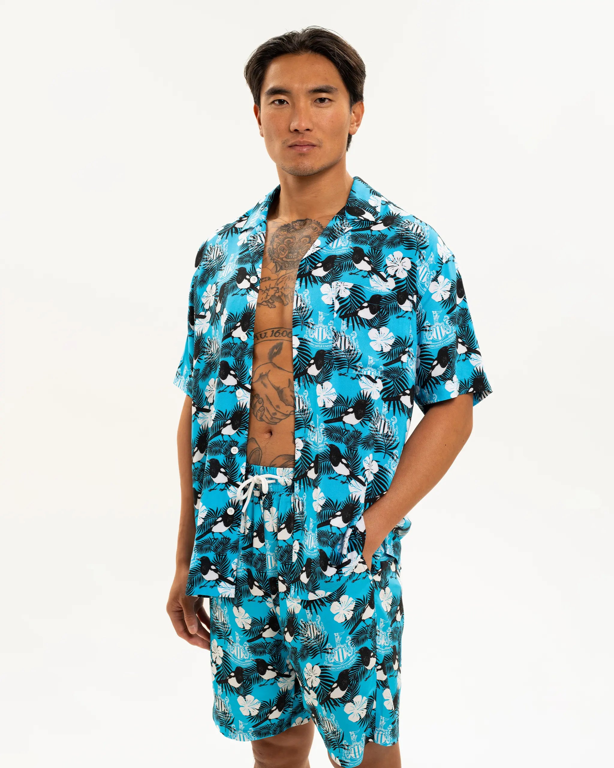 Newcastle United Men's Blue Magpie Holiday Shirt