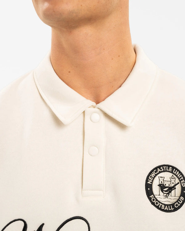 Mewcastle United Men's Retro Crest Off-White Rugby Top