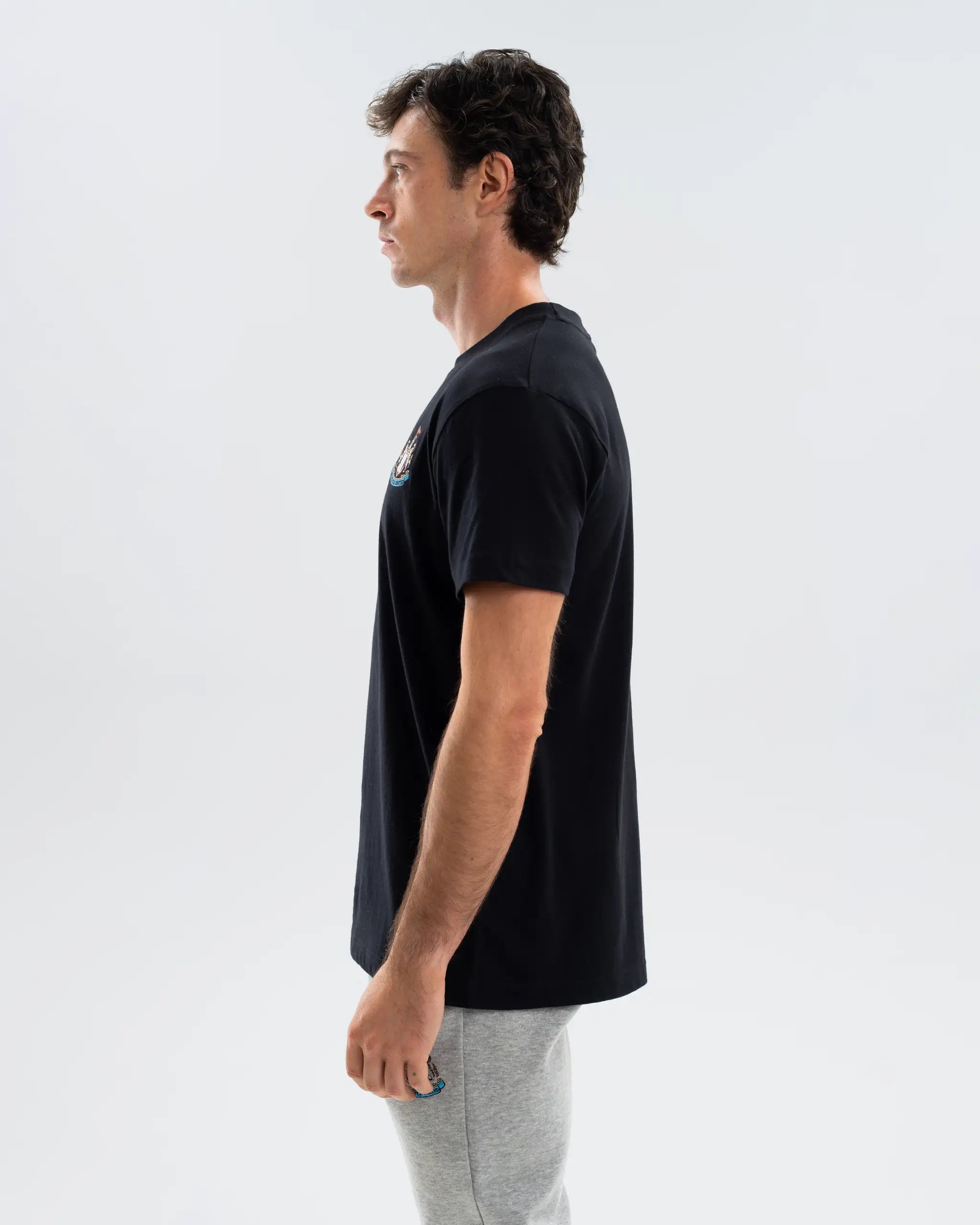Newcastle United Men's Essentials Range Black T-Shirt