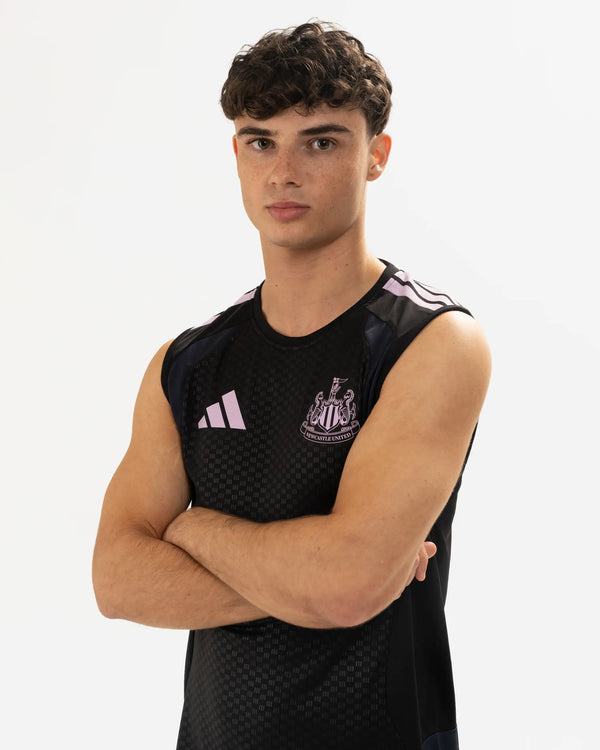 Newcastle United adidas 26/27 Players Range Black Vest