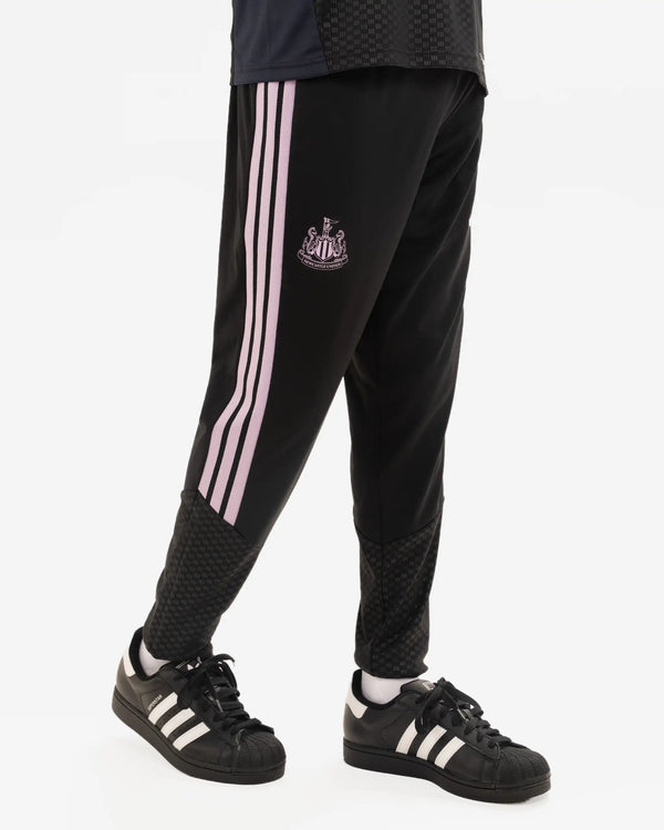 Newcastle United adidas 26/27 Players Range Black Trackpants