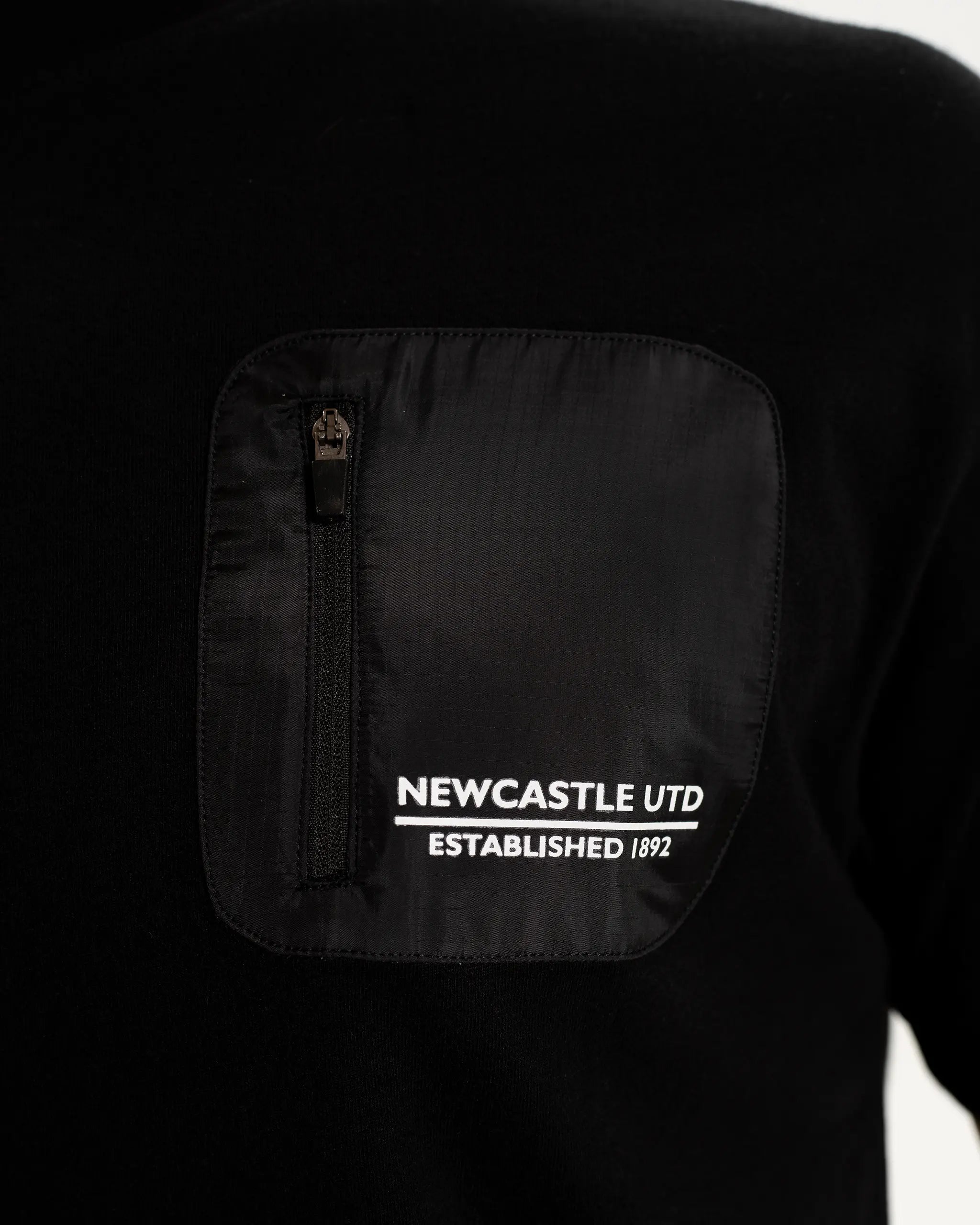 Newcastle United Men's Black Pocket Detailed T-Shirt