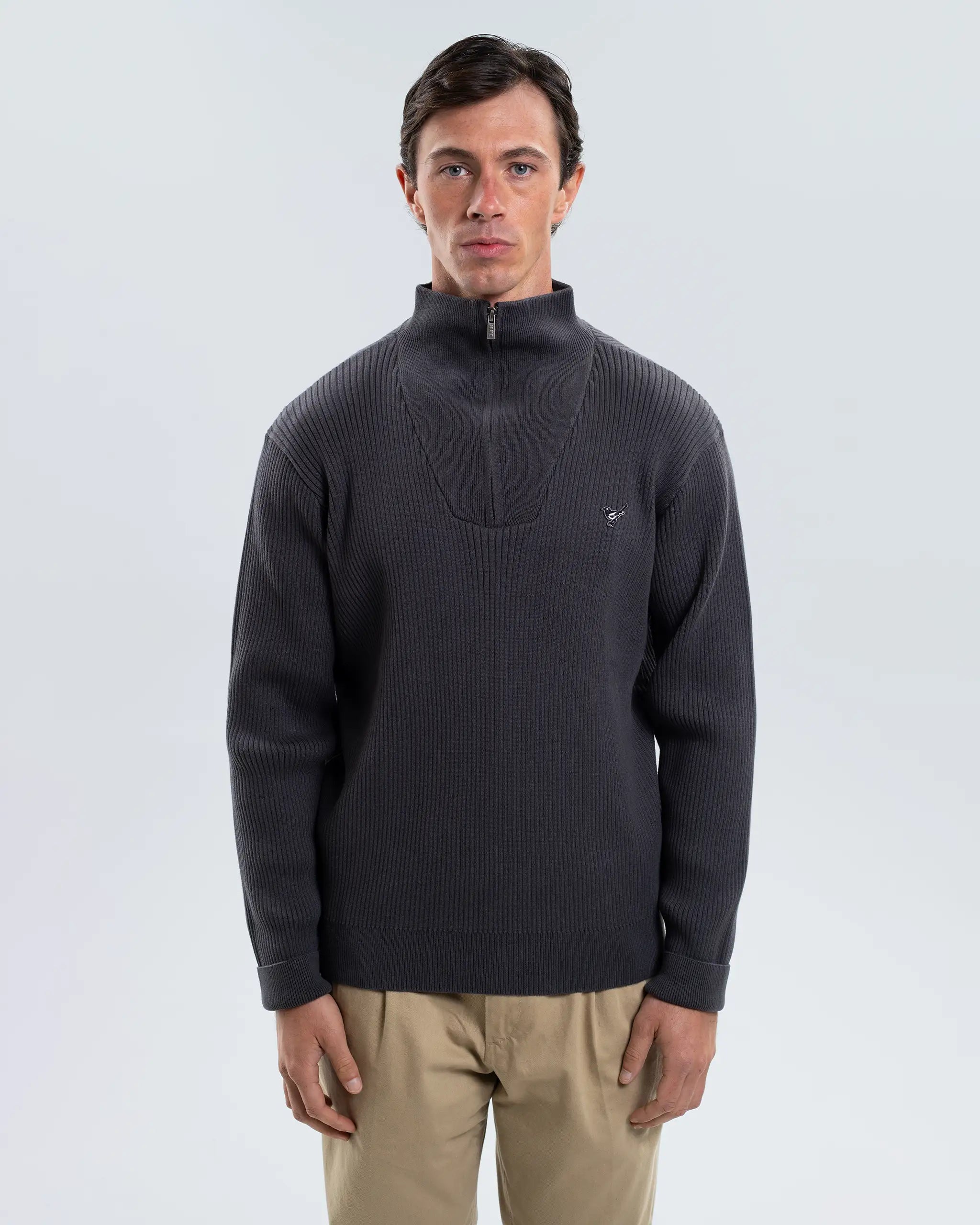 Newcastle United Men's Charcoal Chunky Knit 1/4 Zip Top