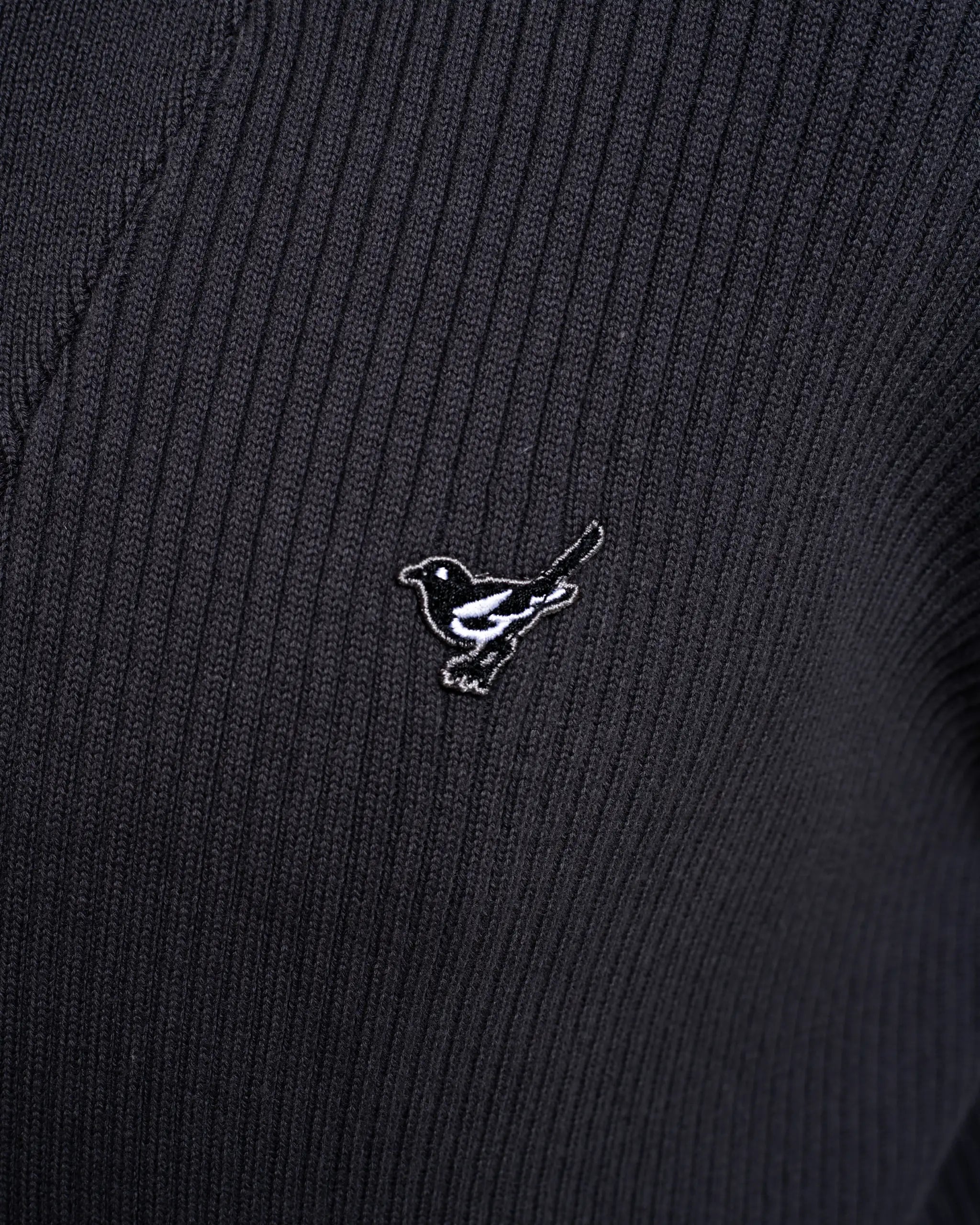 Newcastle United Men's Charcoal Chunky Knit 1/4 Zip Top