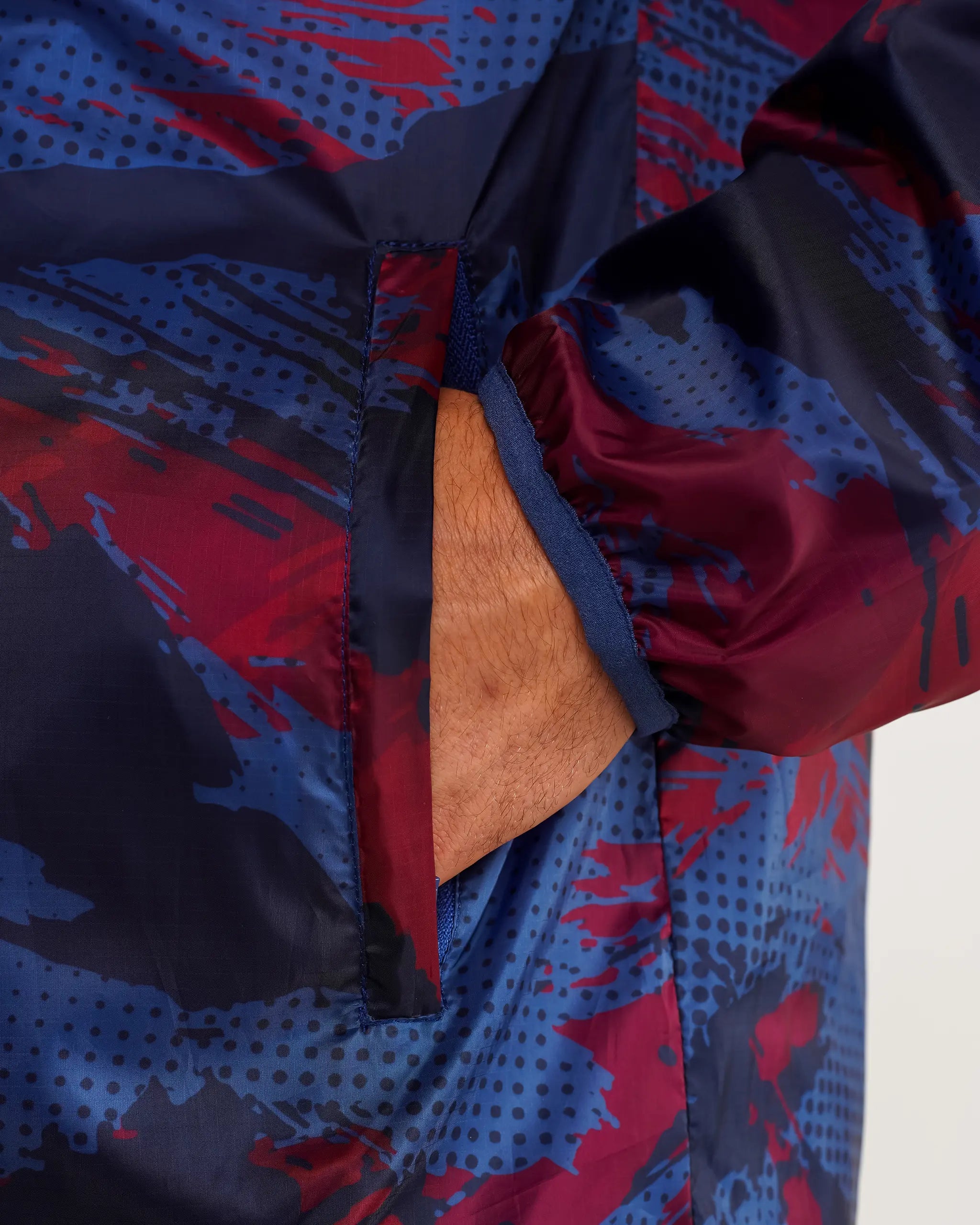 Newcastle United Men's Navy Camo Poly Shower Jacket
