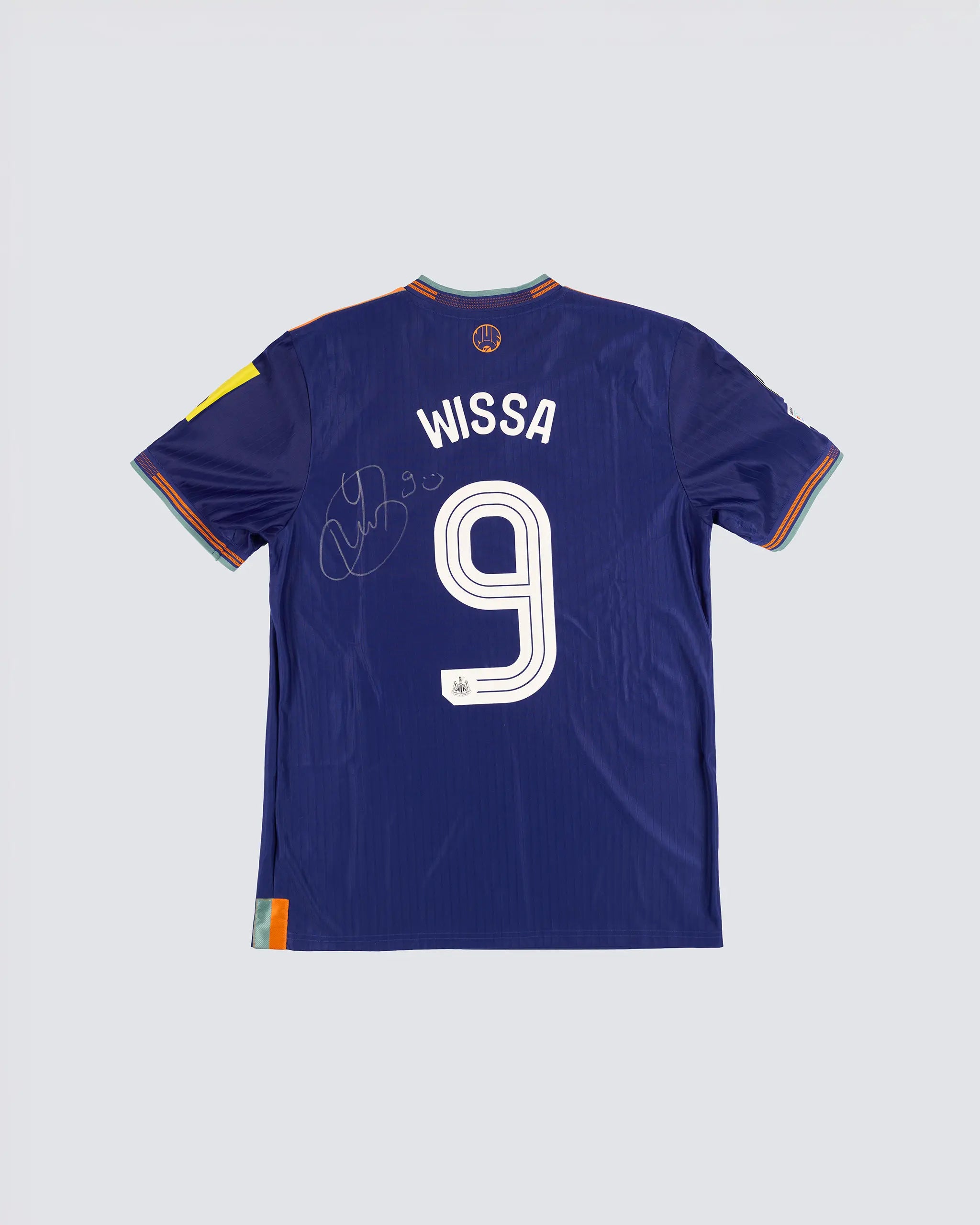 Newcastle United WISSA 25/26 Boxed Signed Third Shirt