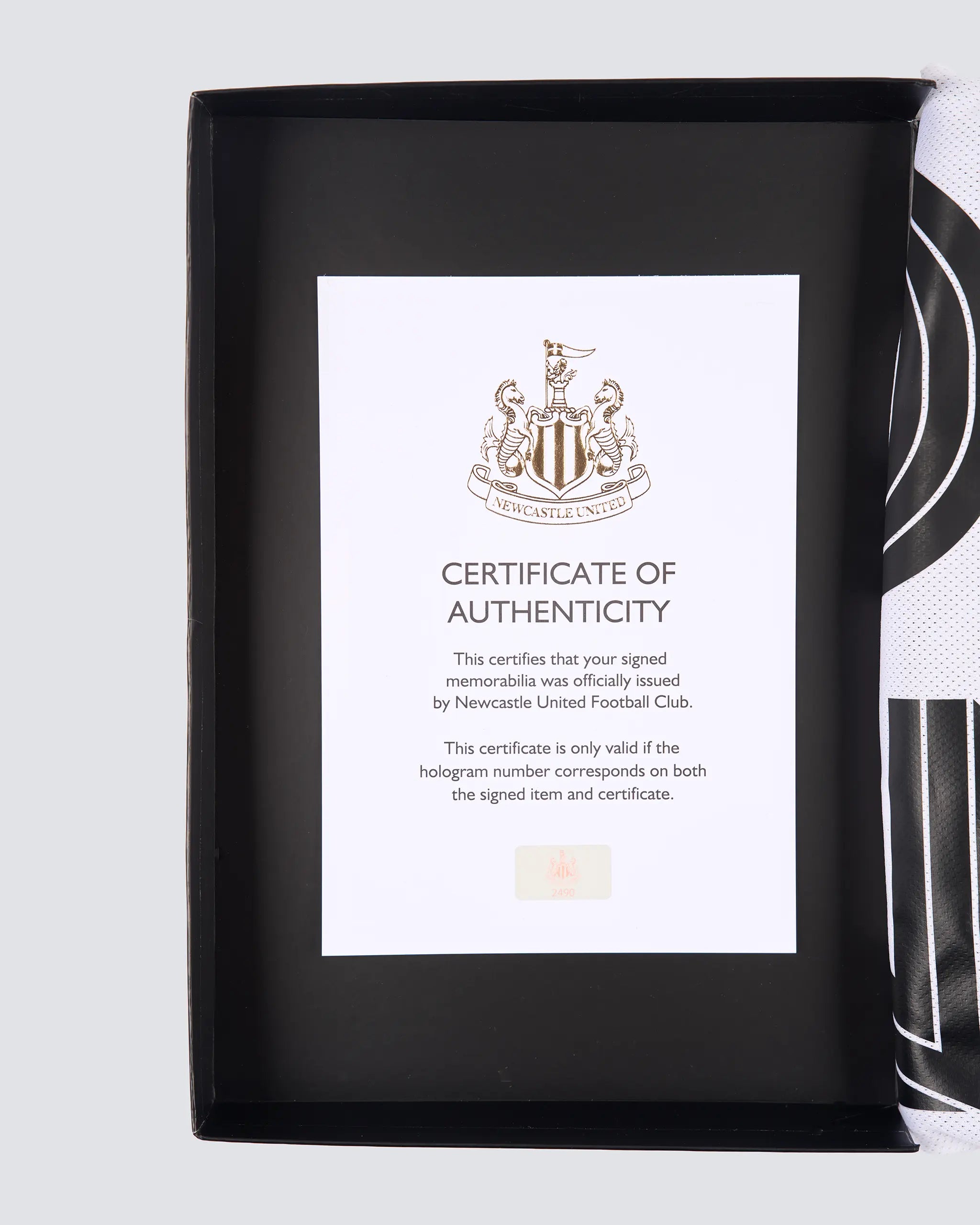 Newcastle United WOLTEMADE 25/26 Boxed Signed Home Shirt