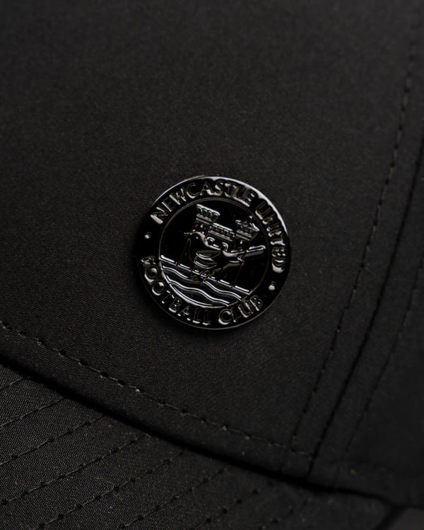 Newcastle United New Era Flawless Black 9FORTY Adjustable Cap