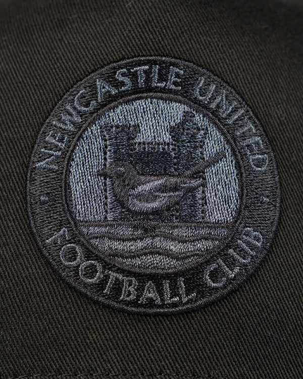 Newcastle United New Era Script Visor Black 9FORTY Adjustable Cap