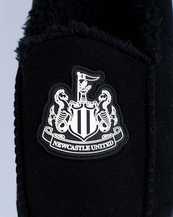 Newcastle United Youth's Black Fleece Lined Slippers