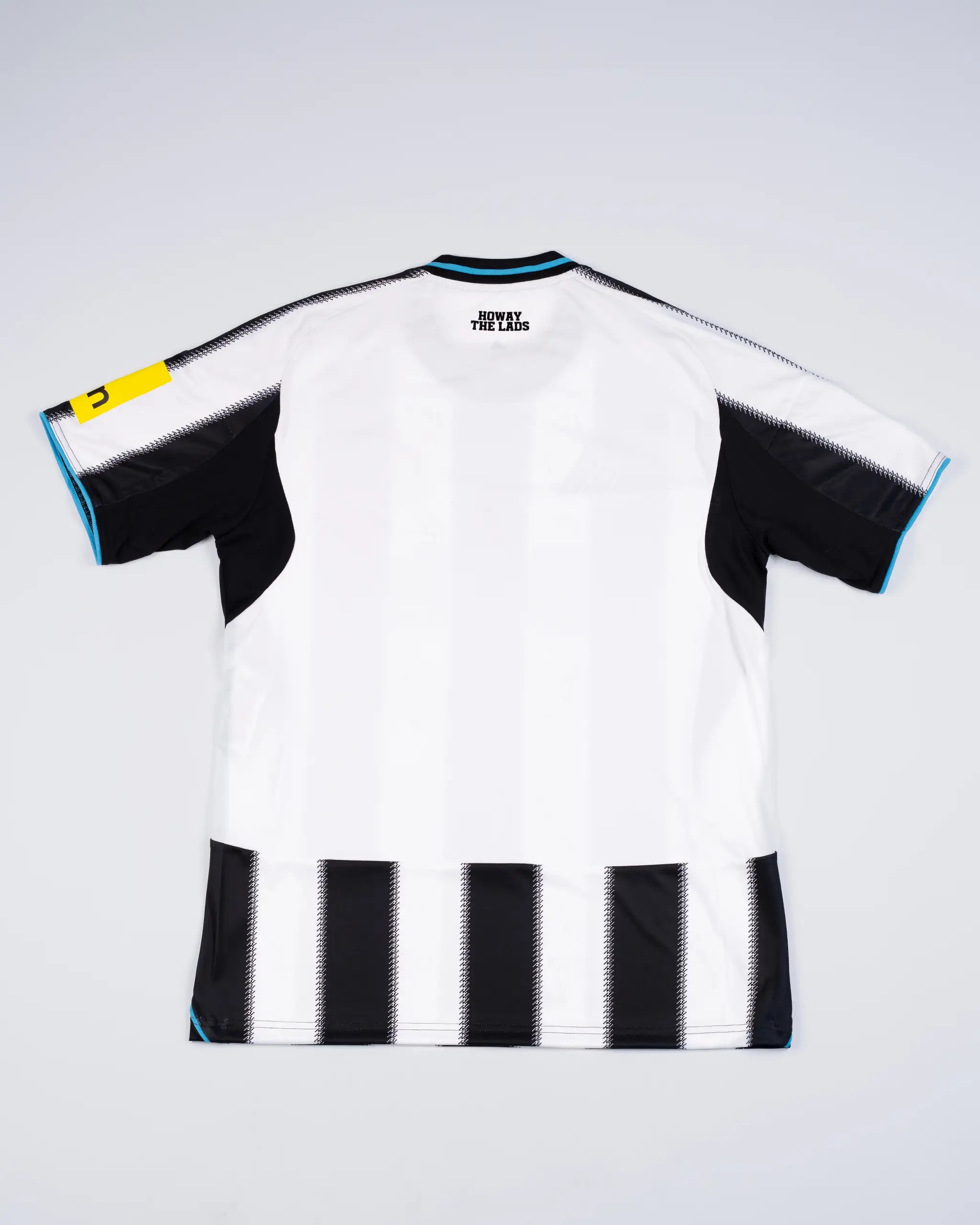 Newcastle United 25/26 Boxed Signed Home Shirt - Full Squad