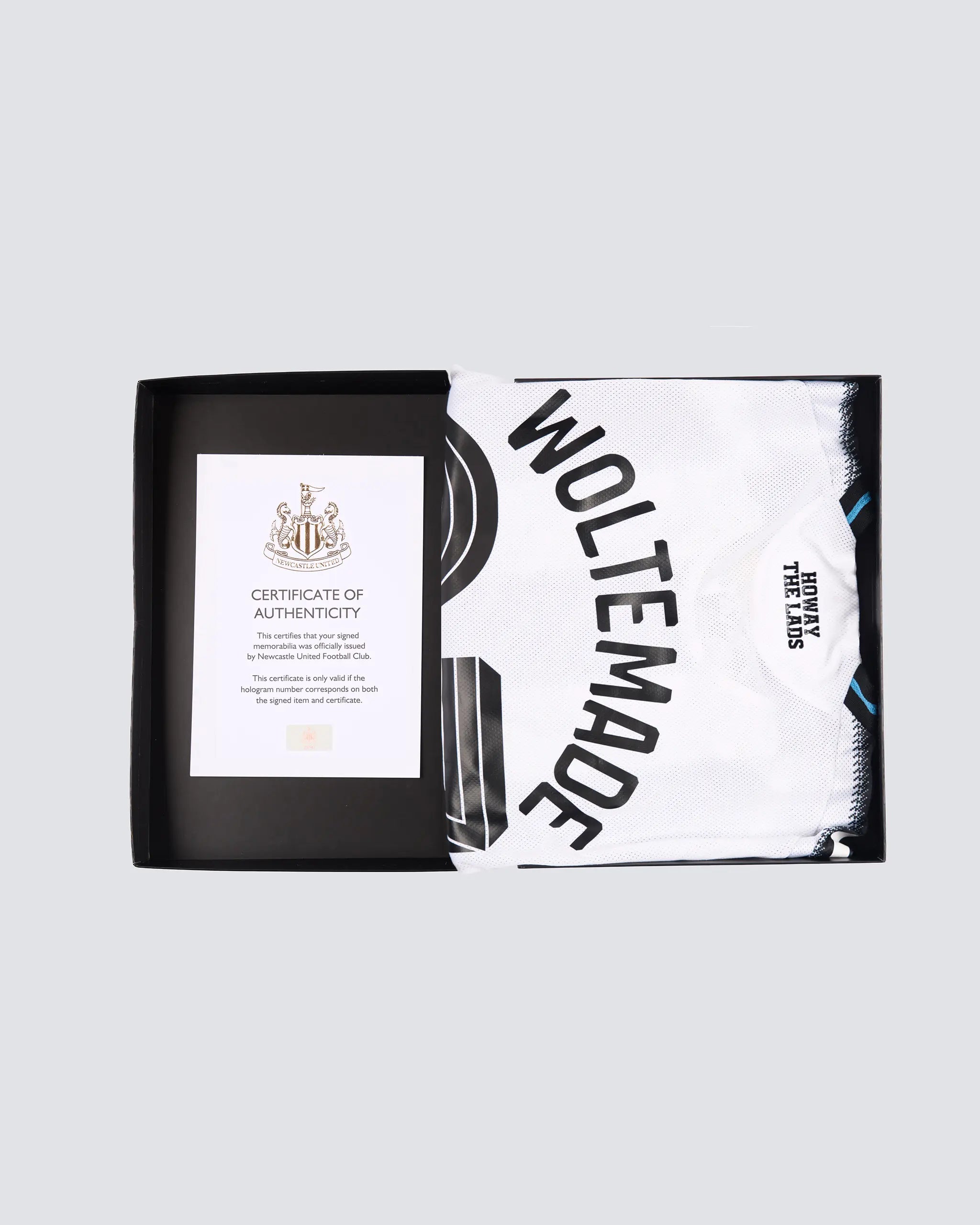 Newcastle United WOLTEMADE 25/26 Boxed Signed Home Shirt