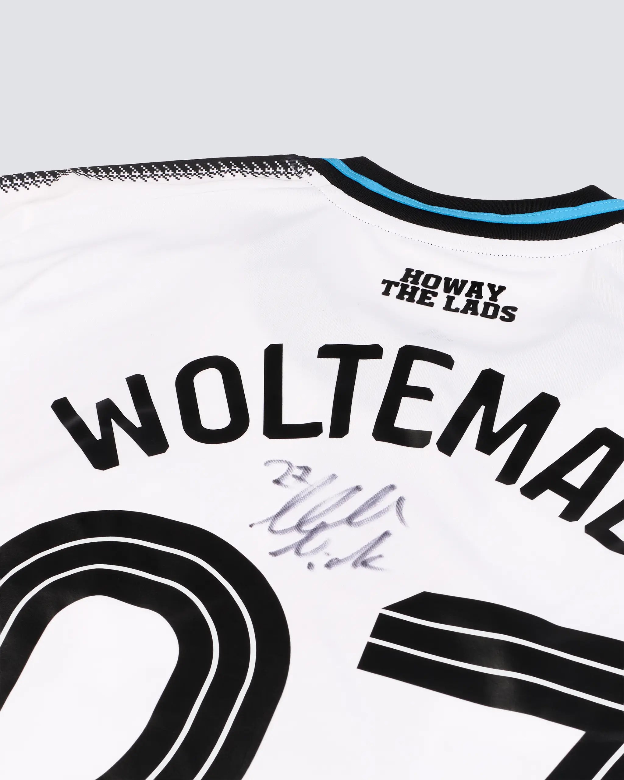 Newcastle United WOLTEMADE 25/26 Boxed Home Signed Shirt