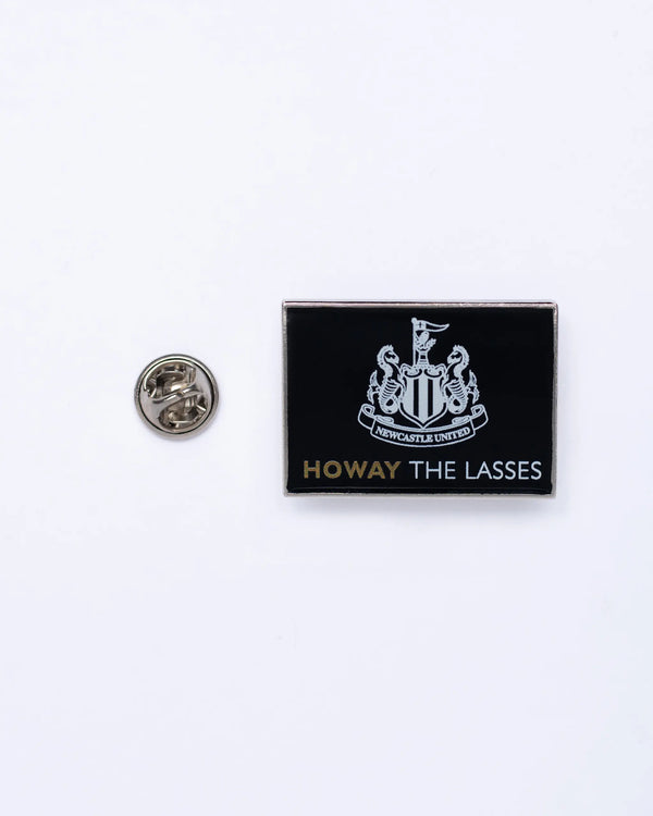 Newcastle United Howay The Lasses Pin Badge