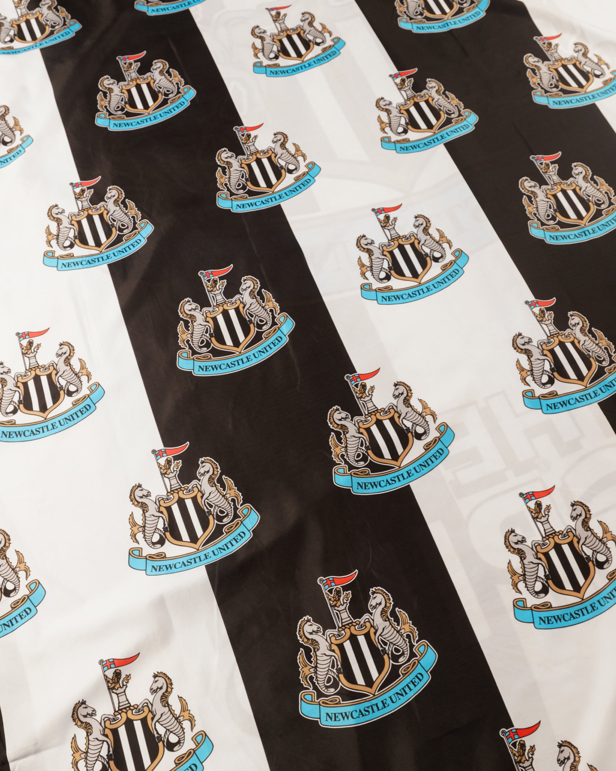 Newcastle United Double Duvet & Pillows Set