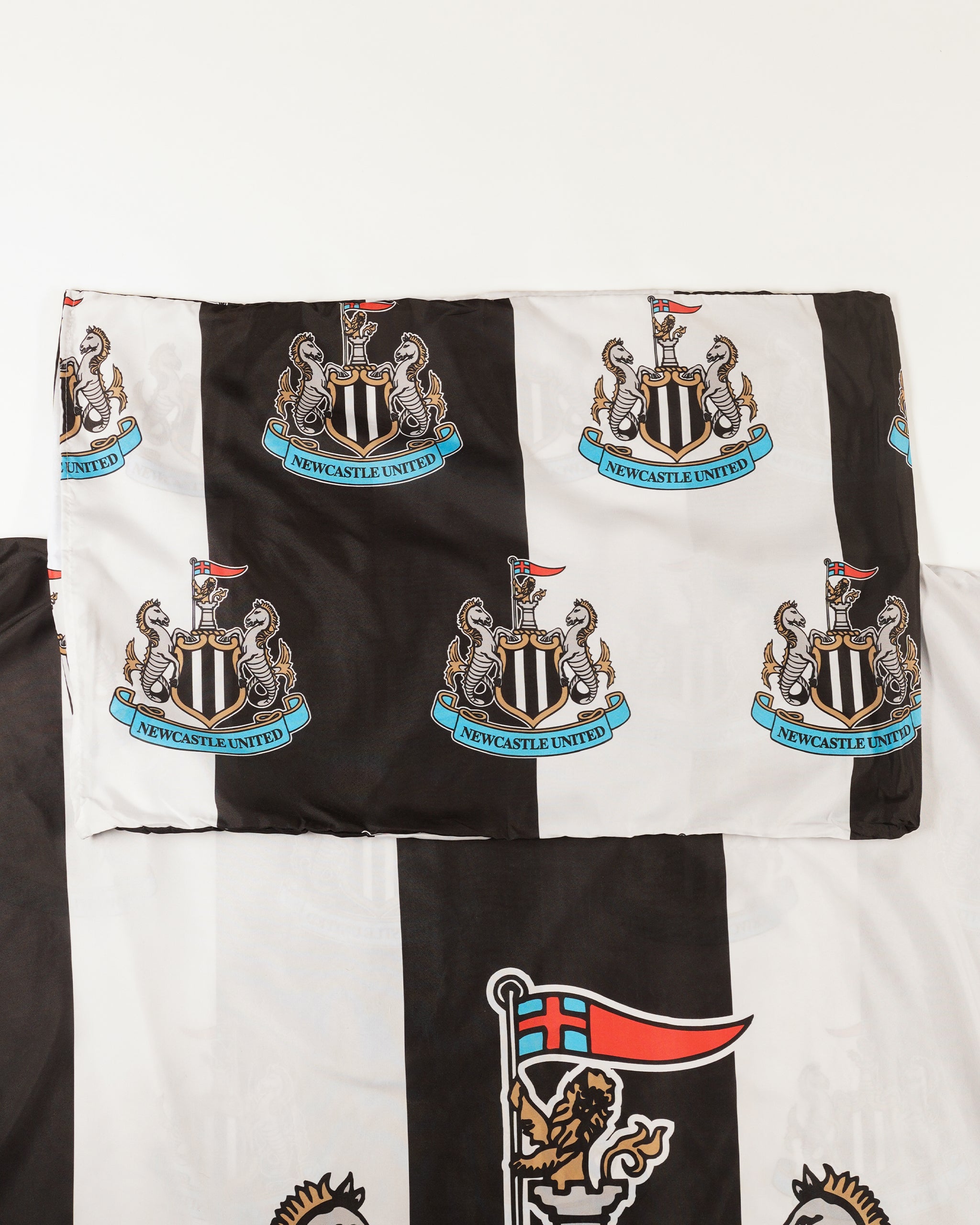 Newcastle United Single Duvet & Pillows Set