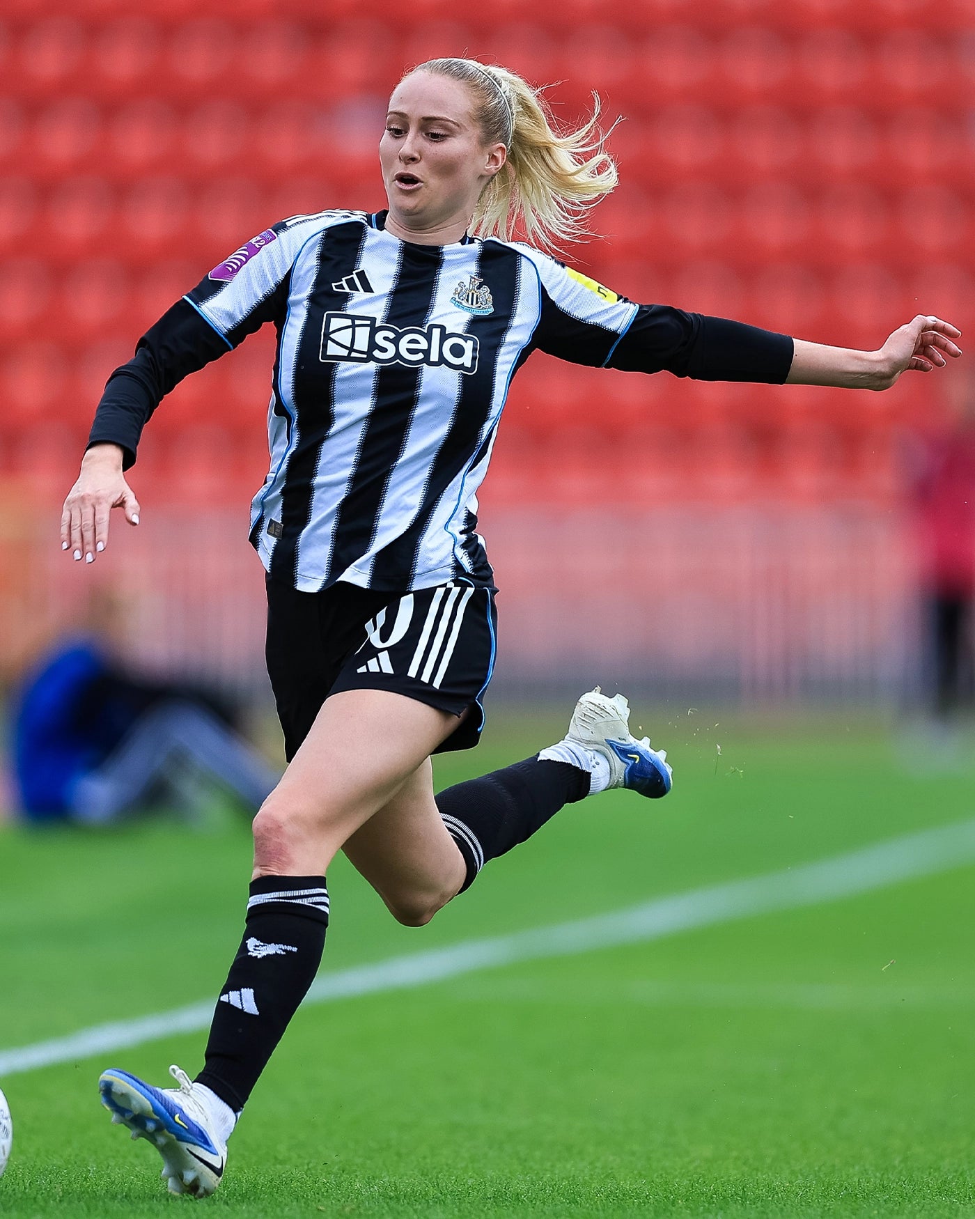 NUW adidas 25/26 Authentic Women's Home Shirt