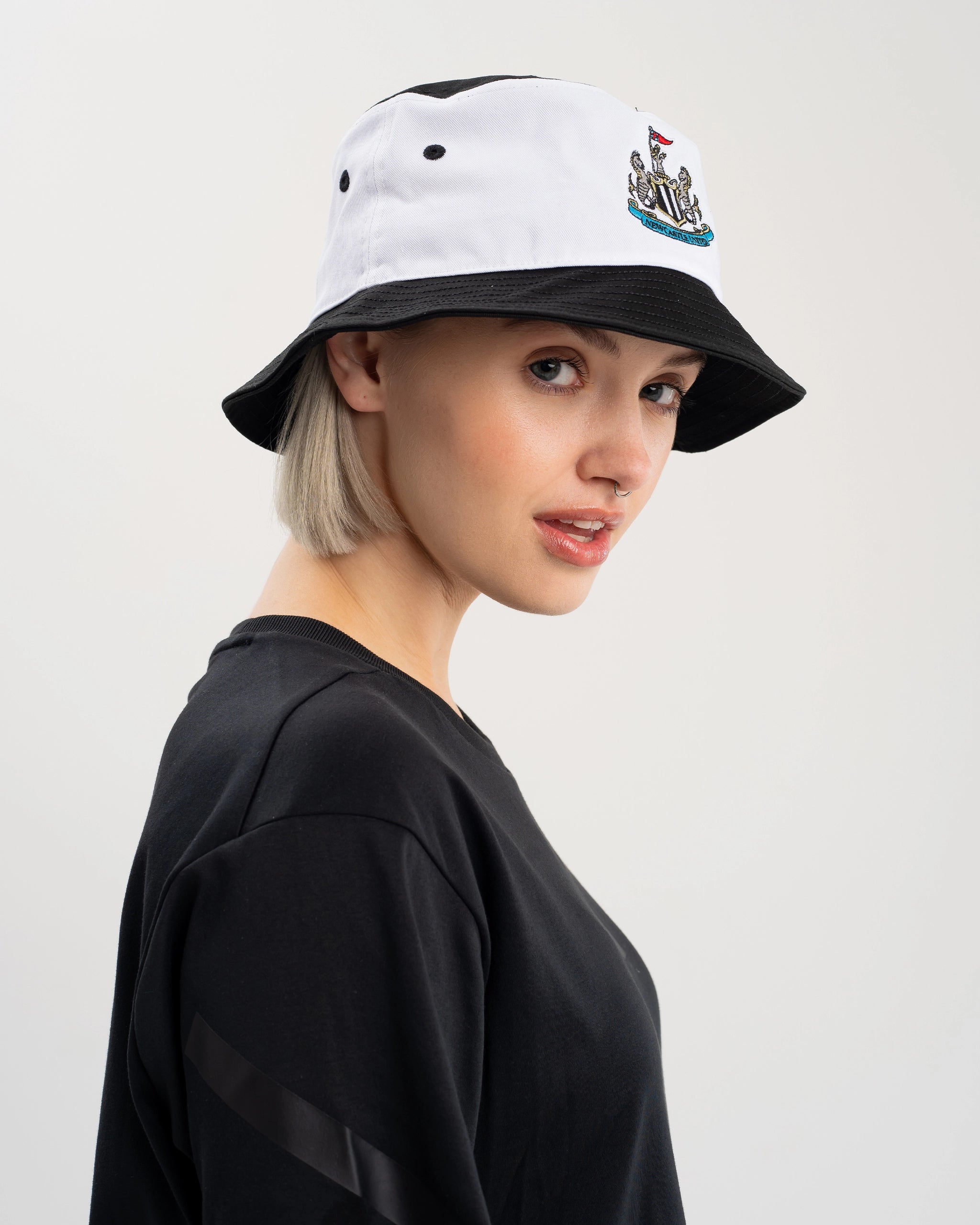 Newcastle United New Era 95 Retro Bucket Hat