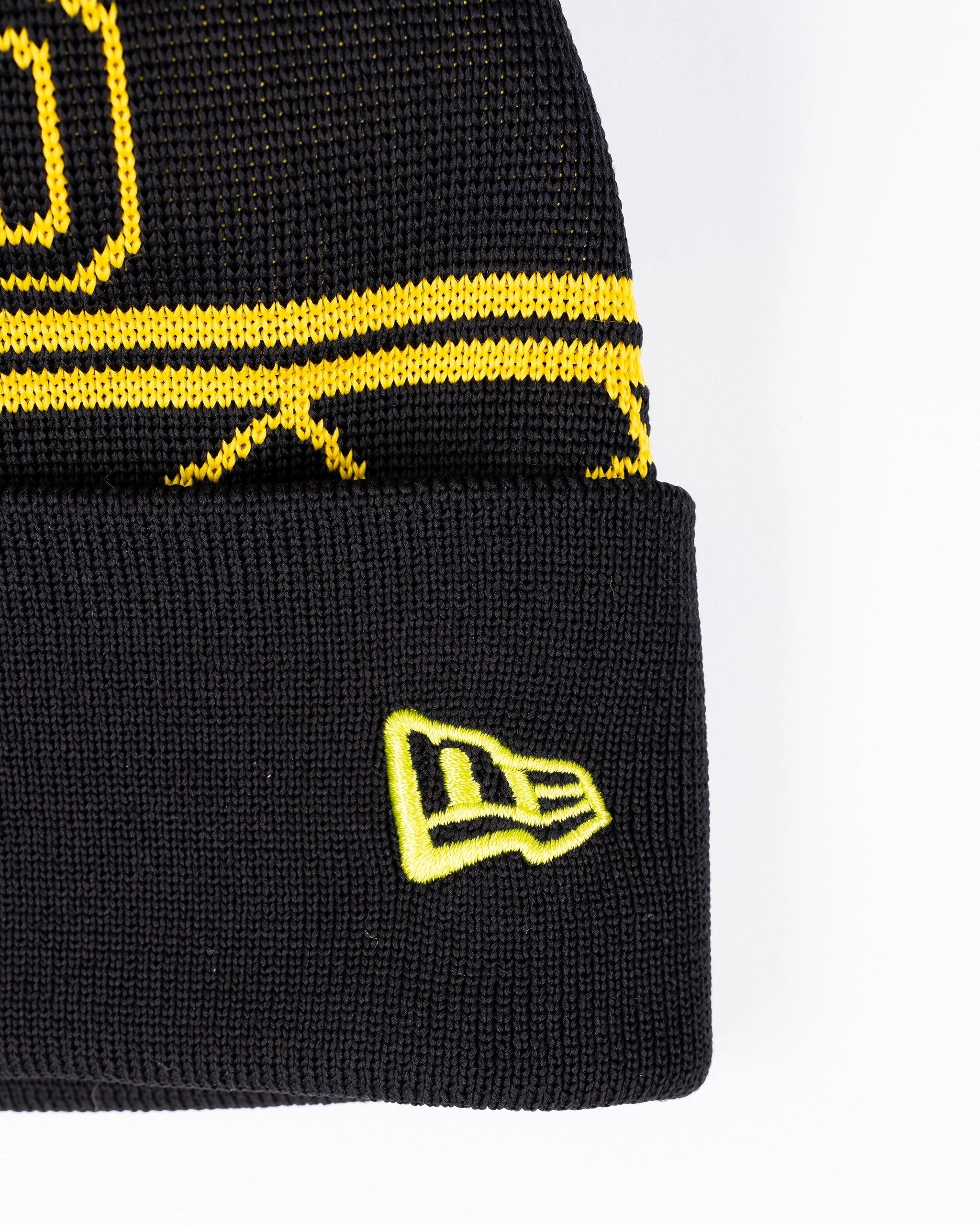 Newcastle United New Era Black & Yellow 1892 Knit Beanie Hat