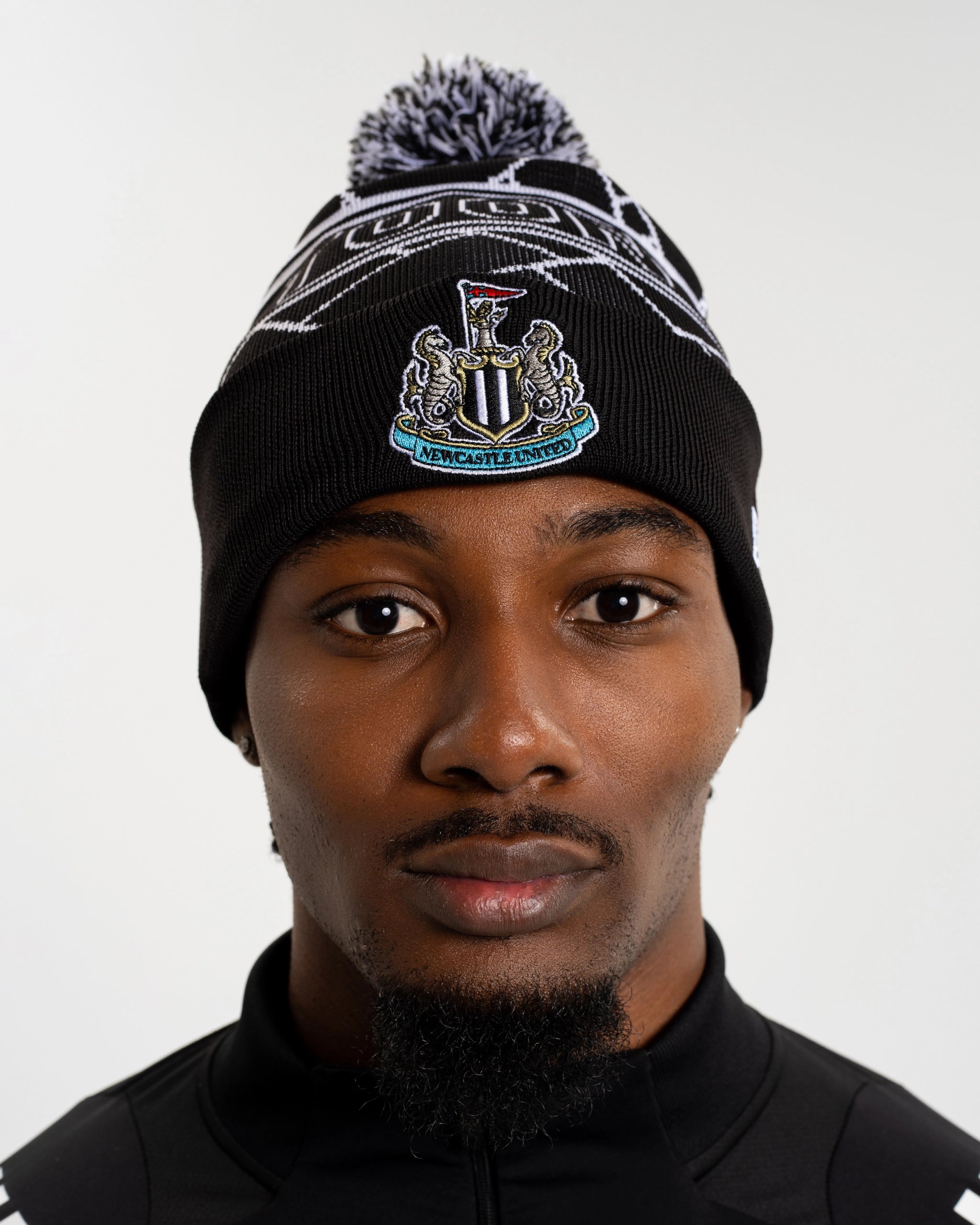 Newcastle United New Era Toon Army Knit Beanie Hat