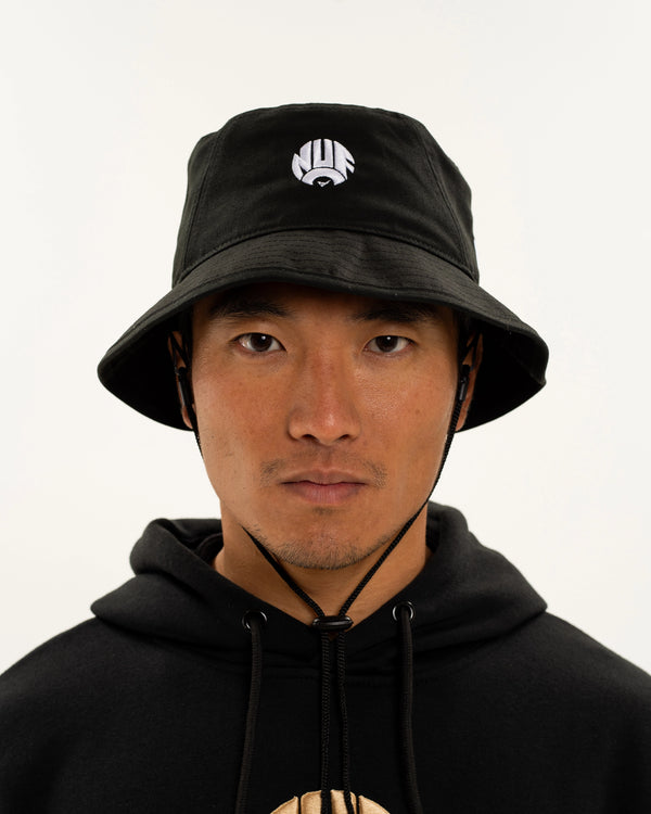 Newcastle United New Era Retro Crest Black Drawstring Bucket Hat
