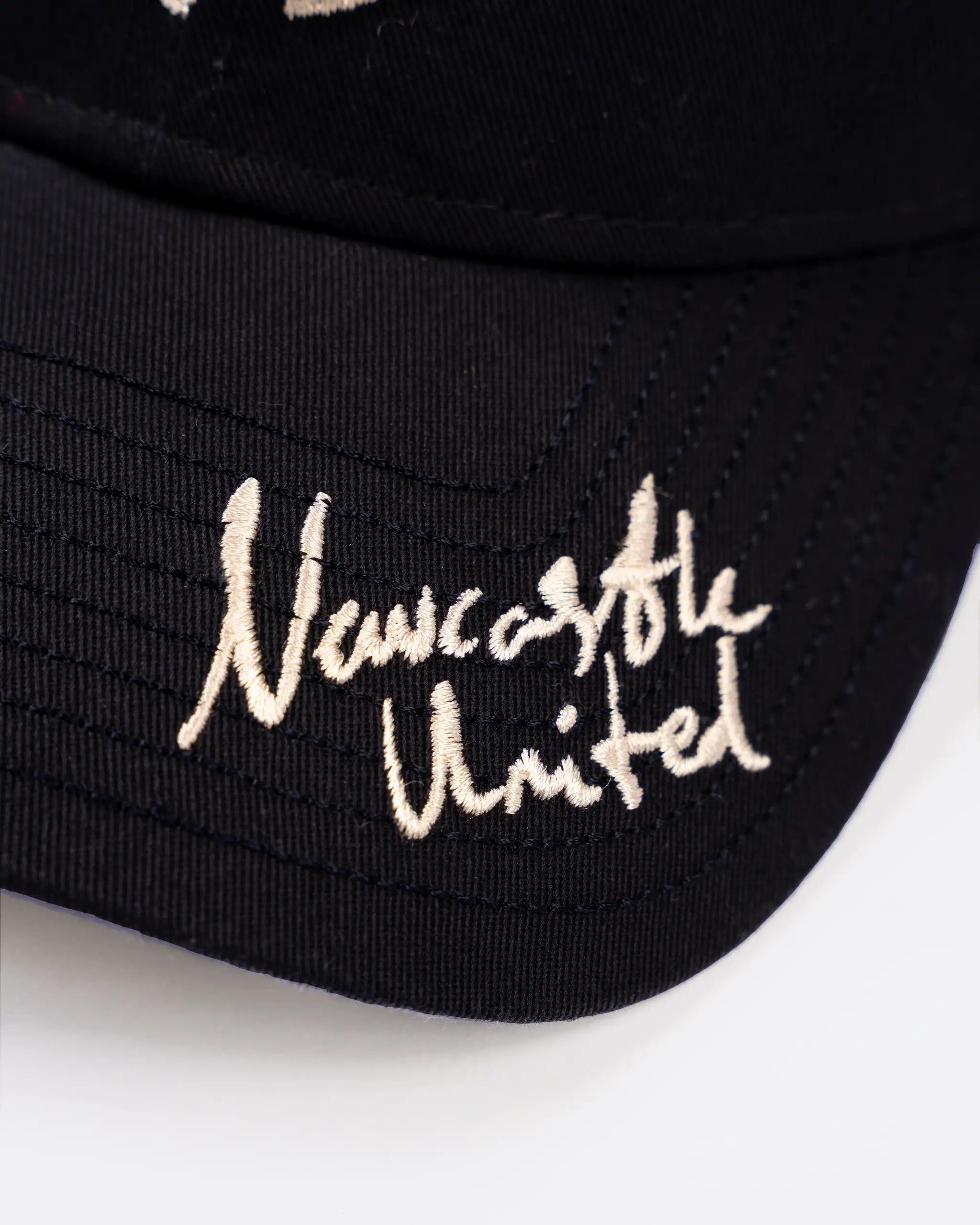 Newcastle United New Era Script Visor Navy 9FORTY Adjustable Cap