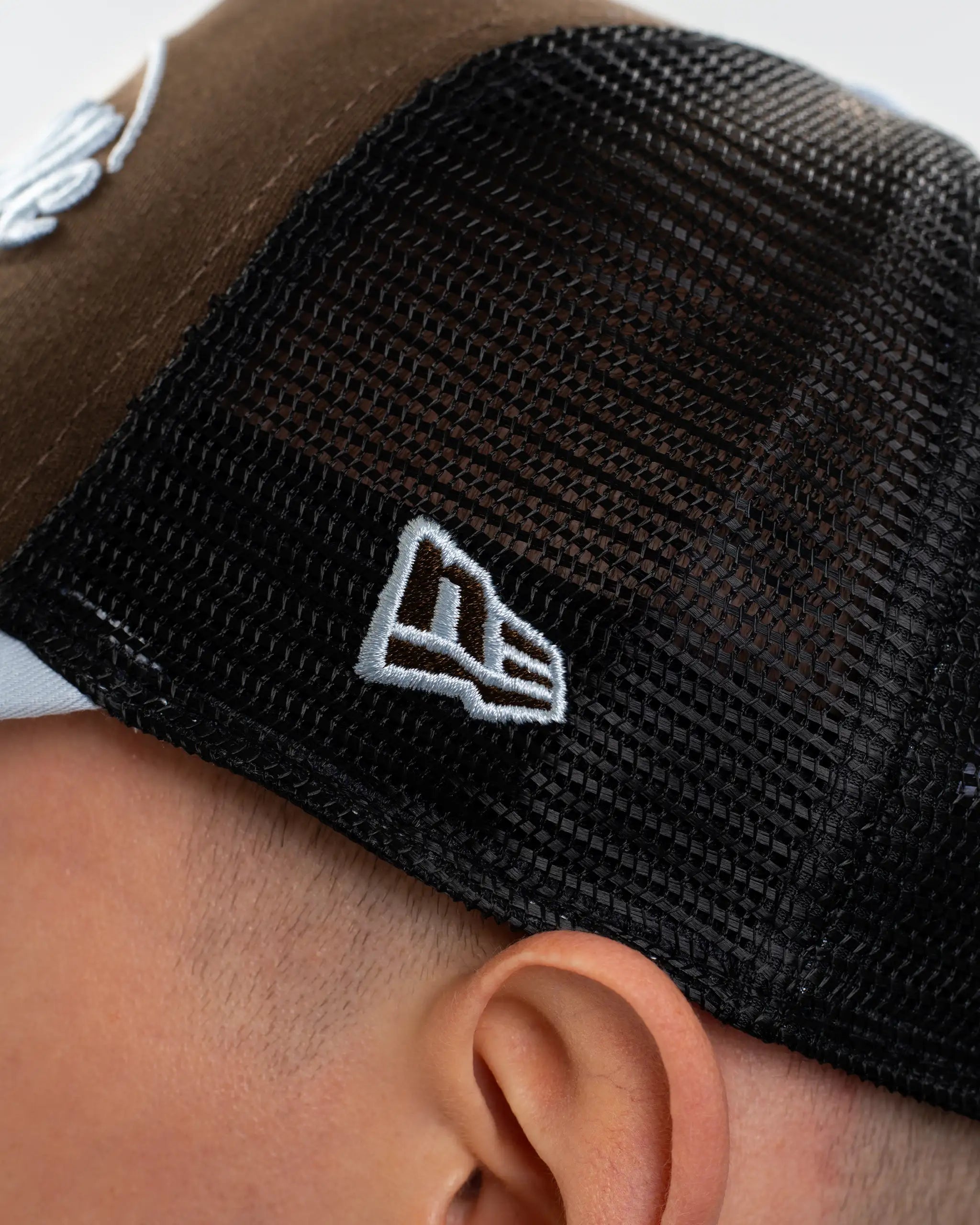 Newcastle United New Era Seasonal Brown EF Trucker Cap