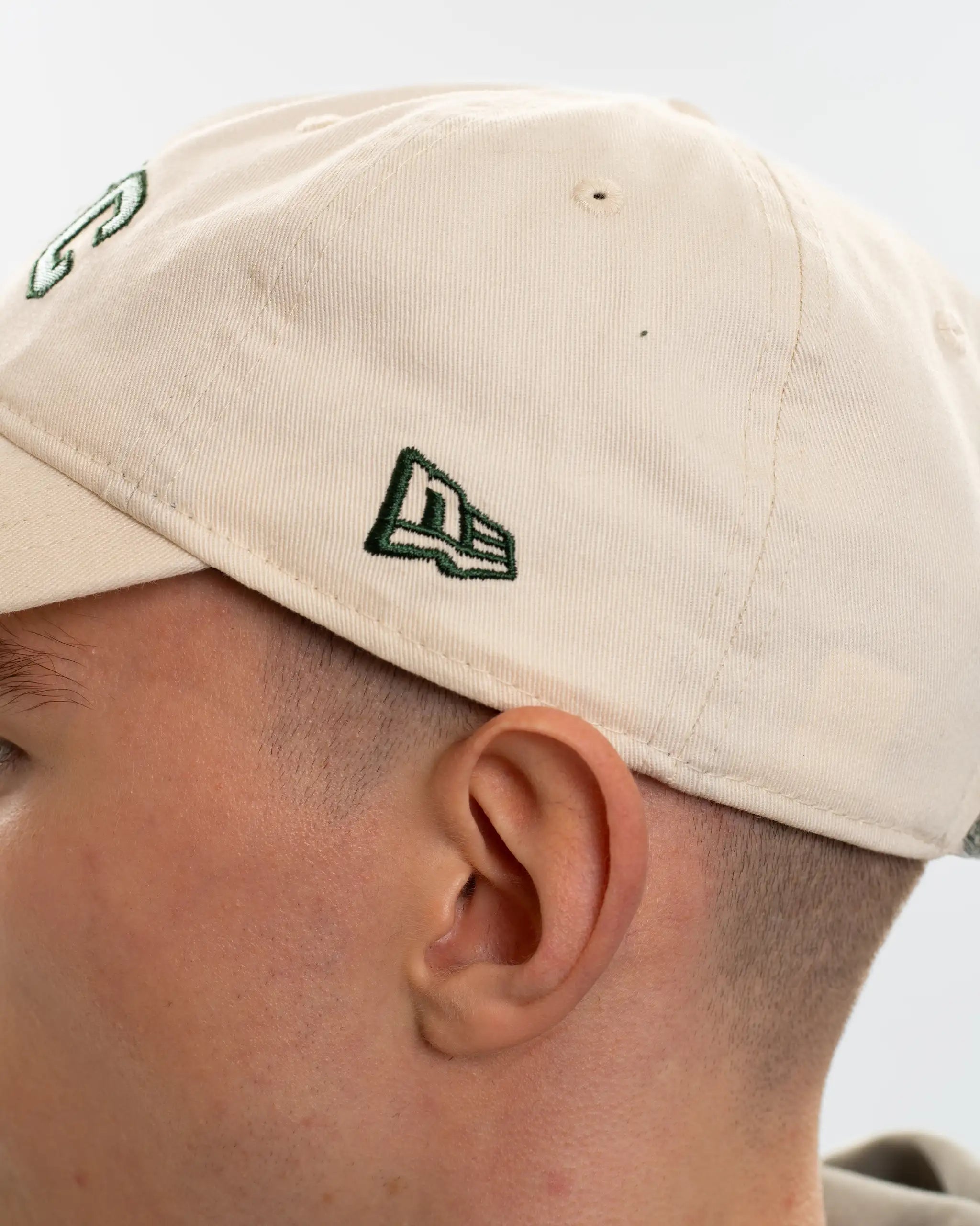 Newcastle United New Era Cream 9TWENTY Adjustable Cap