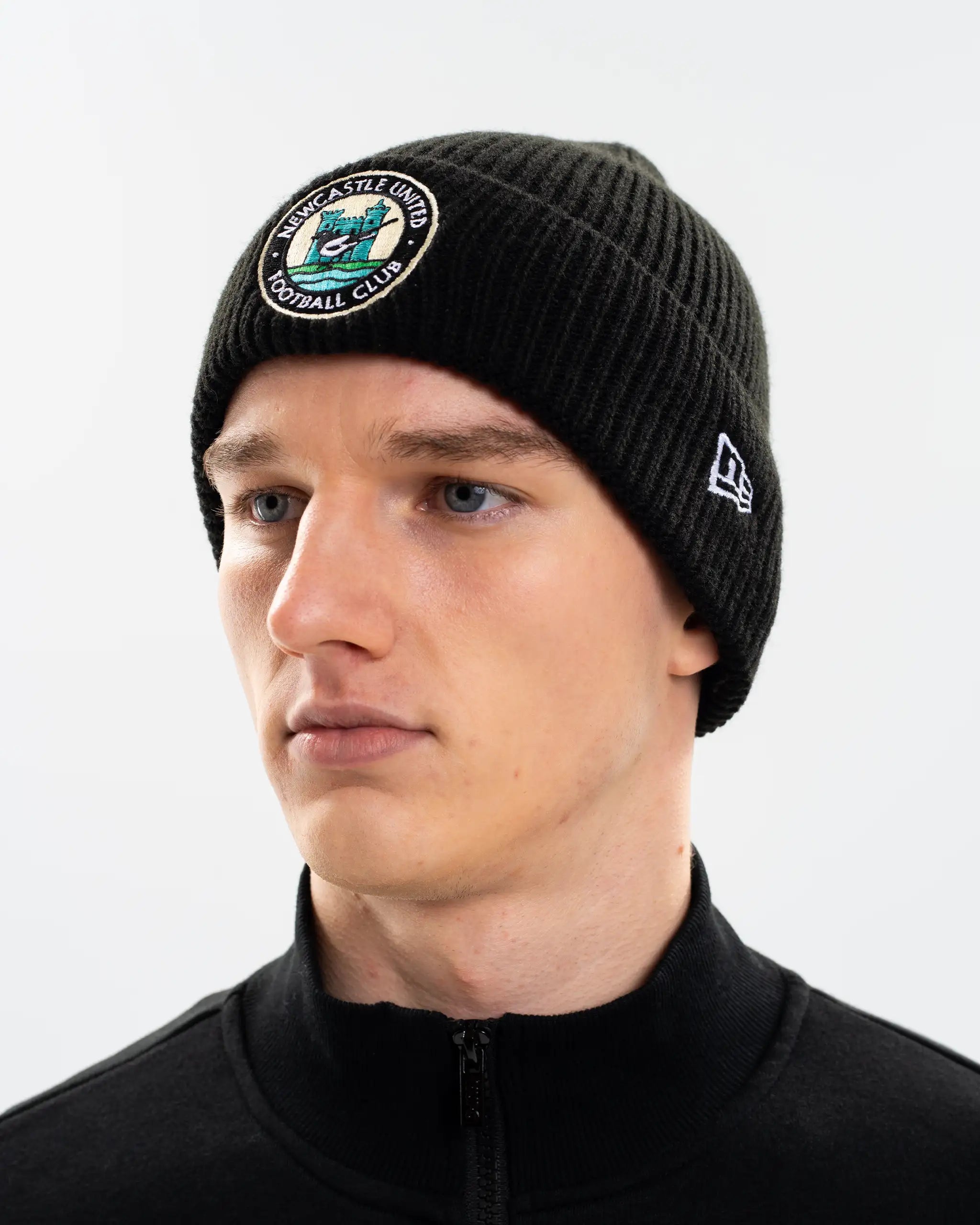 Newcastle United New Era Magpie Retro Crest Black Beanie