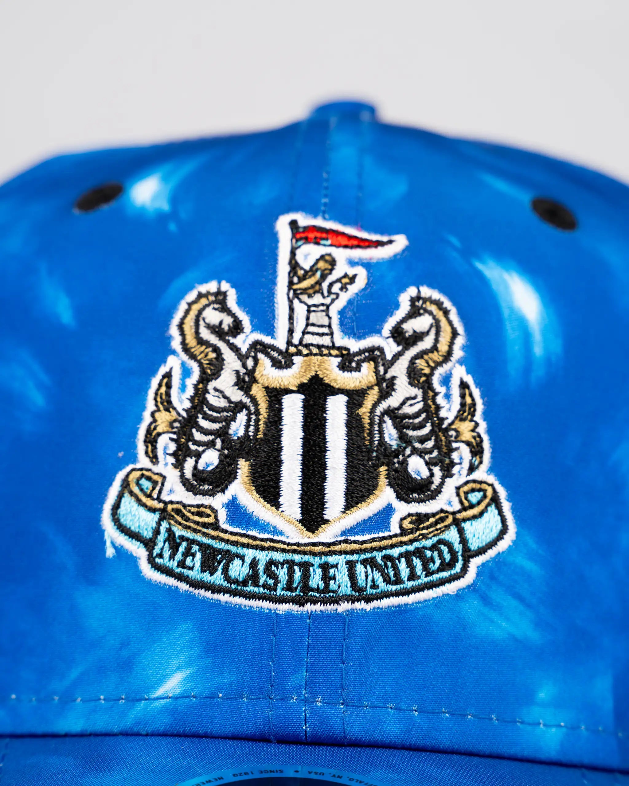 Newcastle United New Era 1993-97 Away Shirt Blue 9SEVENTY Adjustable Cap