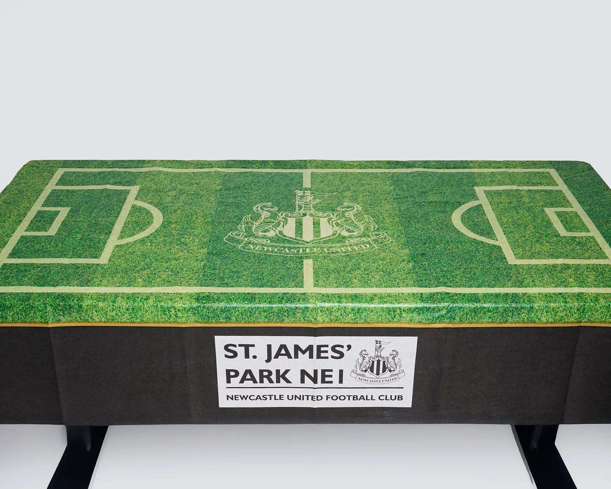 Newcastle United Kids' 75pc Party Box