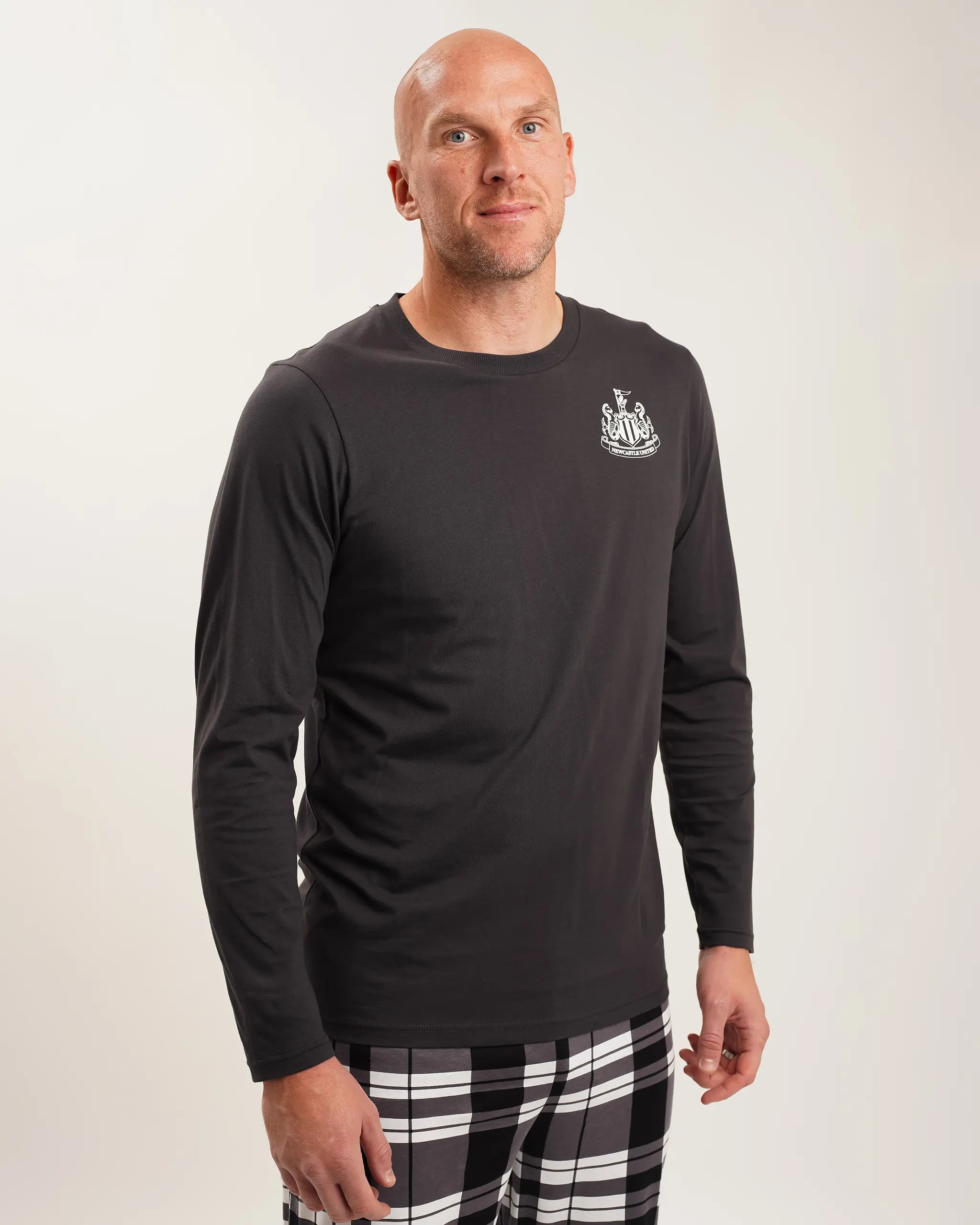 Newcastle United Men's Check Pyjama Set