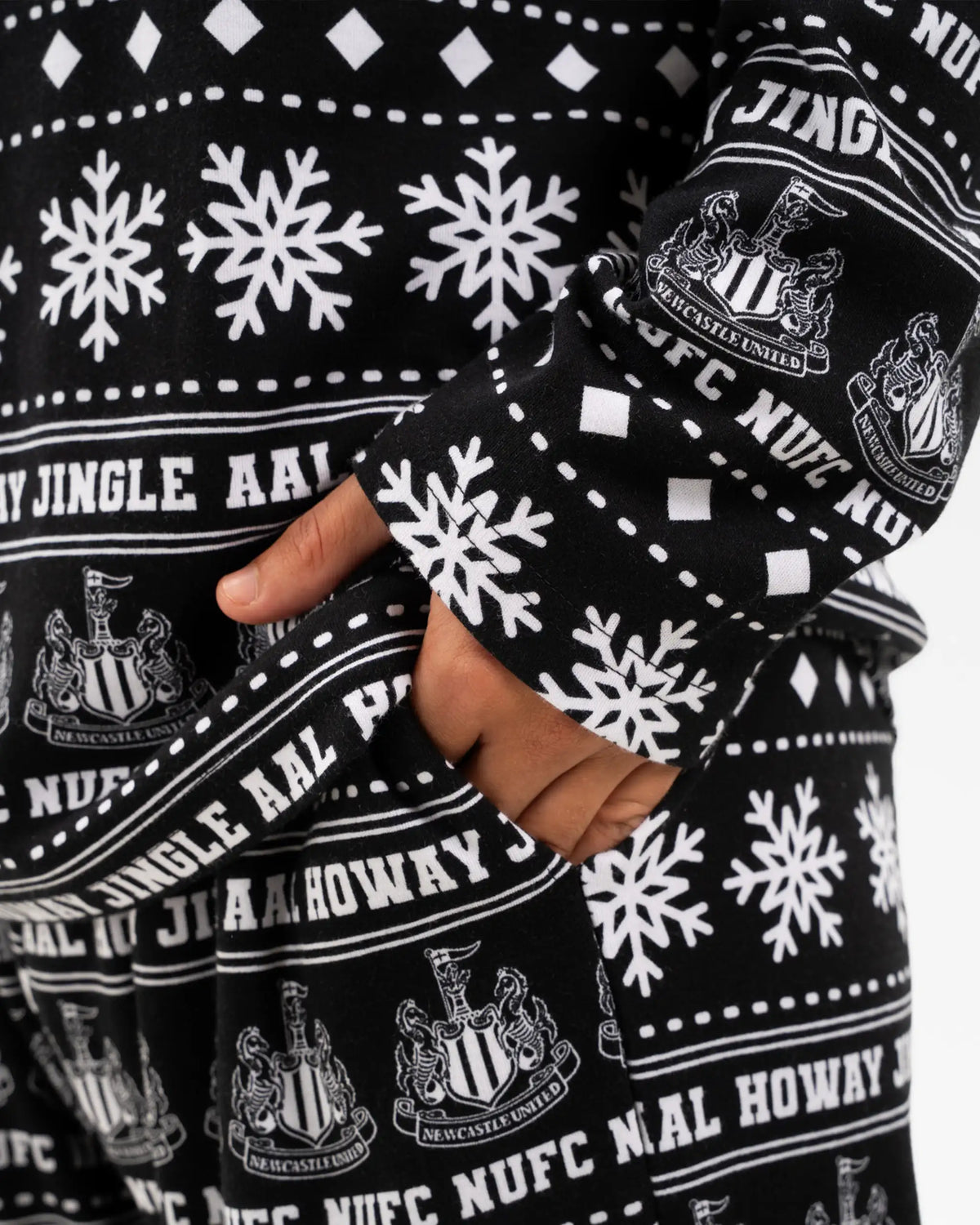 Newcastle United Adult's Black & White Christmas Pyjama Set